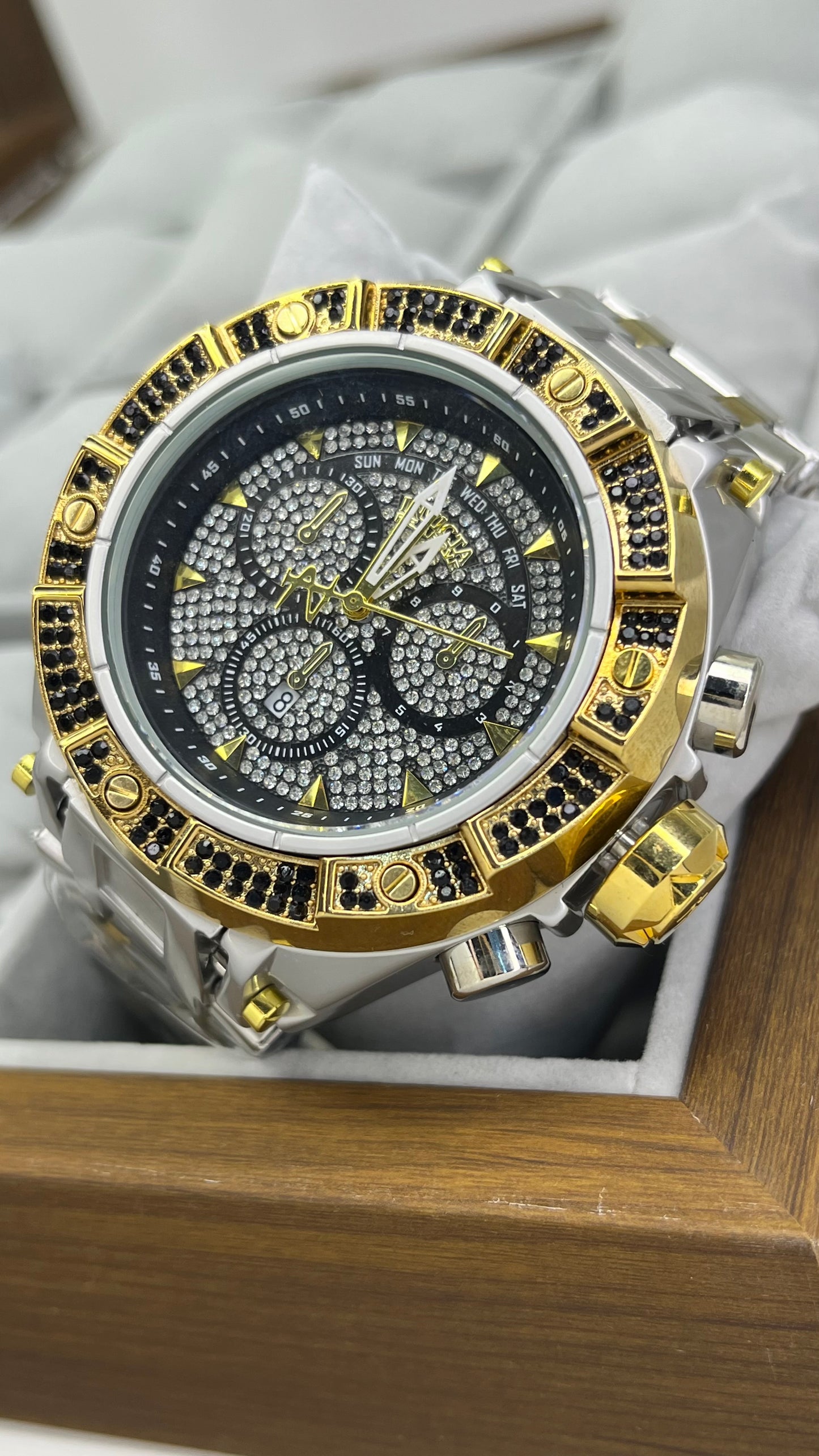 INVICTA RESERVE RIPSAW PARA HOMBRE REF-BN