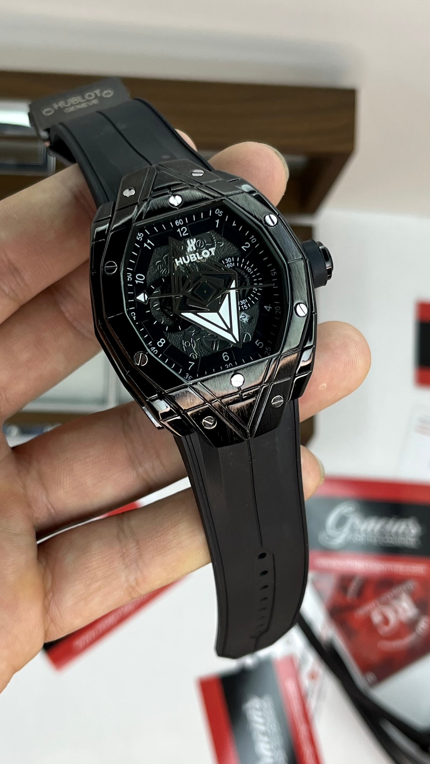 HUBLOT DIAMANTE PARA HOMBRE REF-NNP2