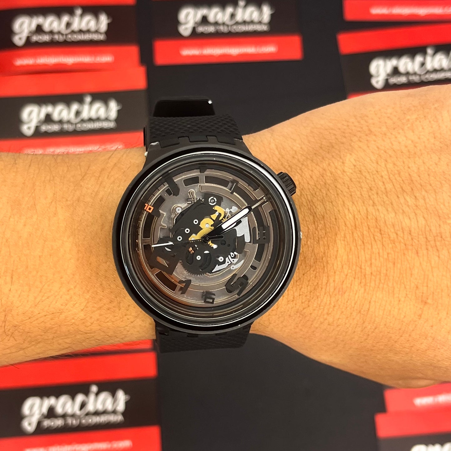 SWATCH PLANET PURPLE PARA HOMBRE REF-NN