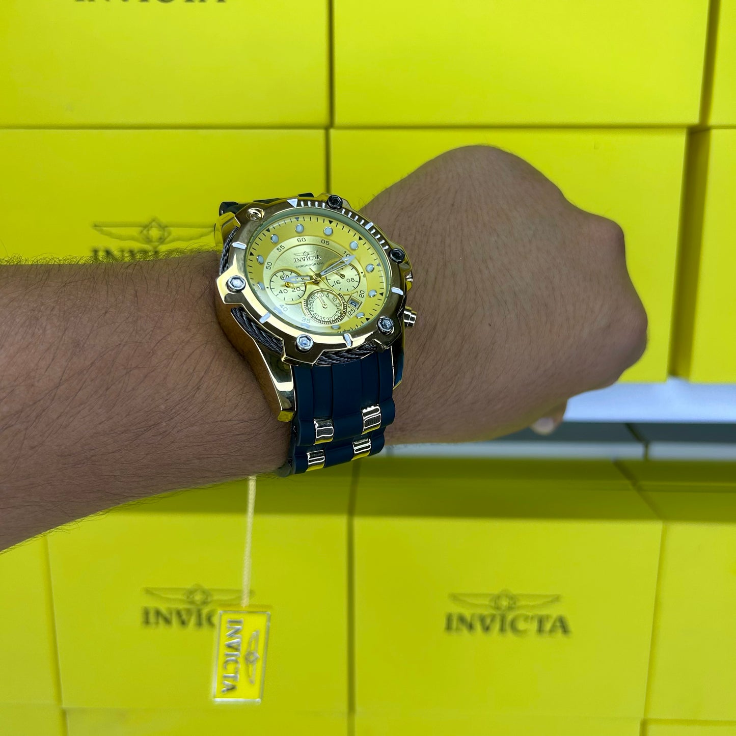 INVICTA BOLT FUNCIONAL PARA HOMBRE REF-NDD