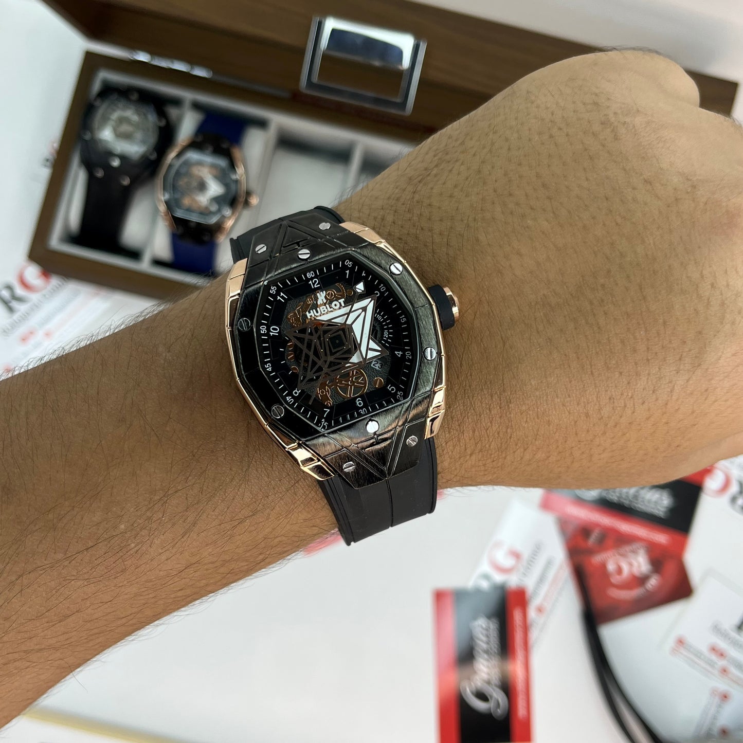 HUBLOT DIAMANTE PARA HOMBRE REF-NCN