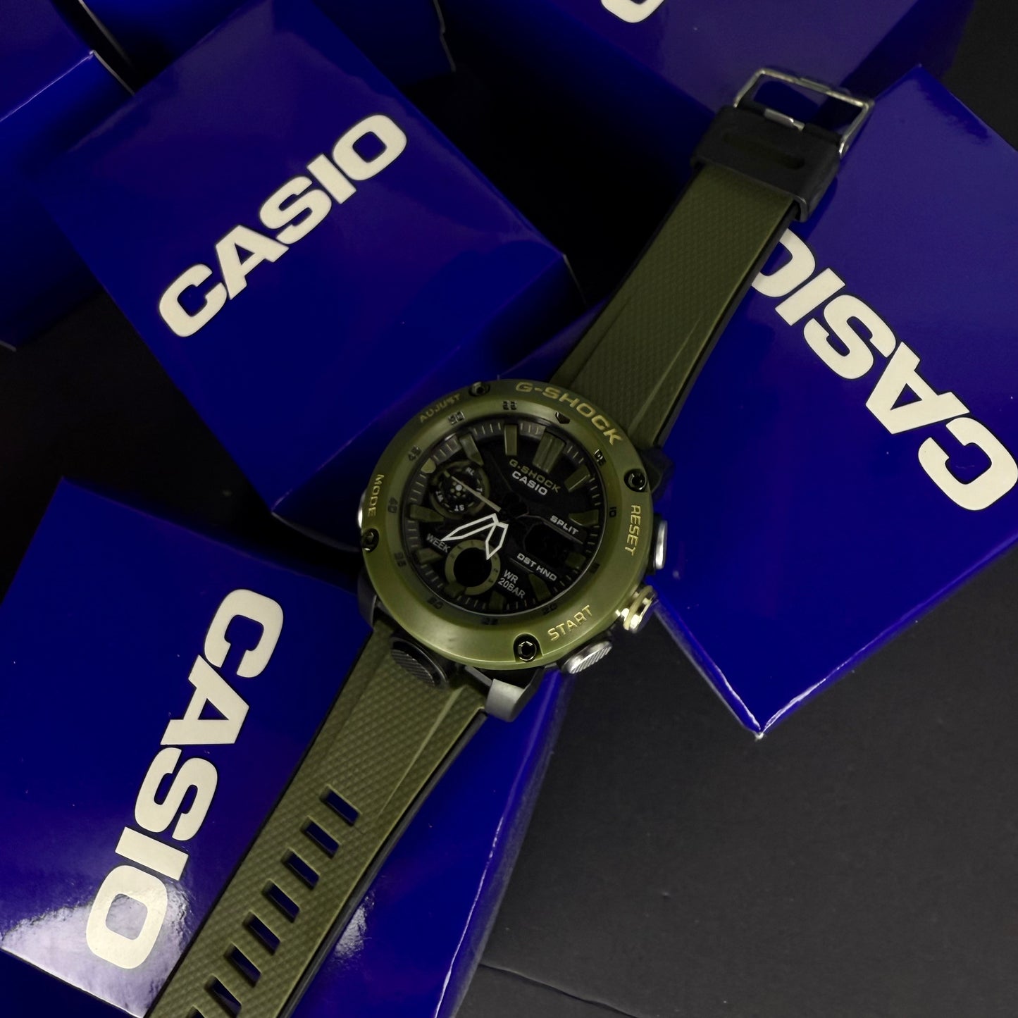 CASIO G-SHOCK PARA HOMBRE REF-GA2000-VN