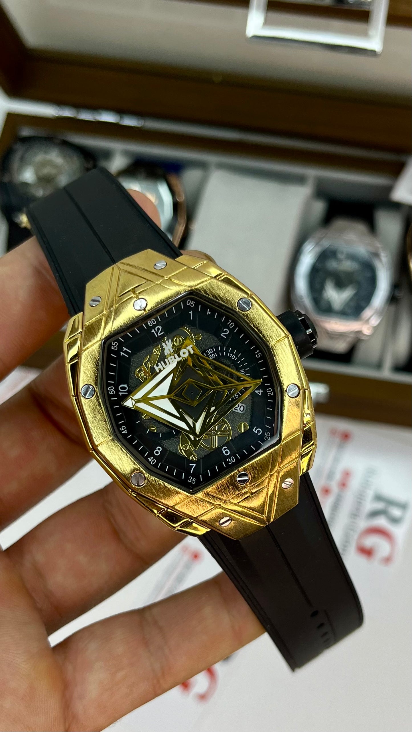 HUBLOT DIAMANTE PARA HOMBRE REF-ND