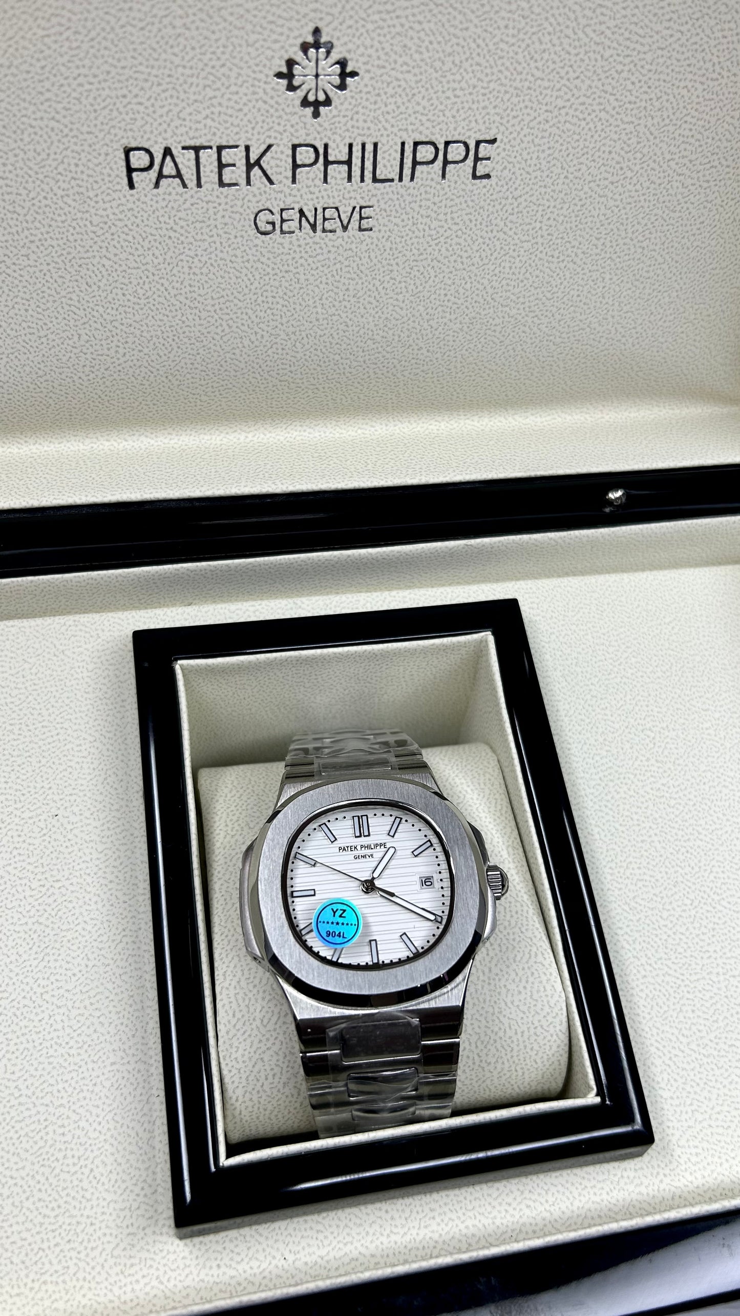 PATEF PHILIPPE LUXURY AUTOMATICO REF NAUTILUS