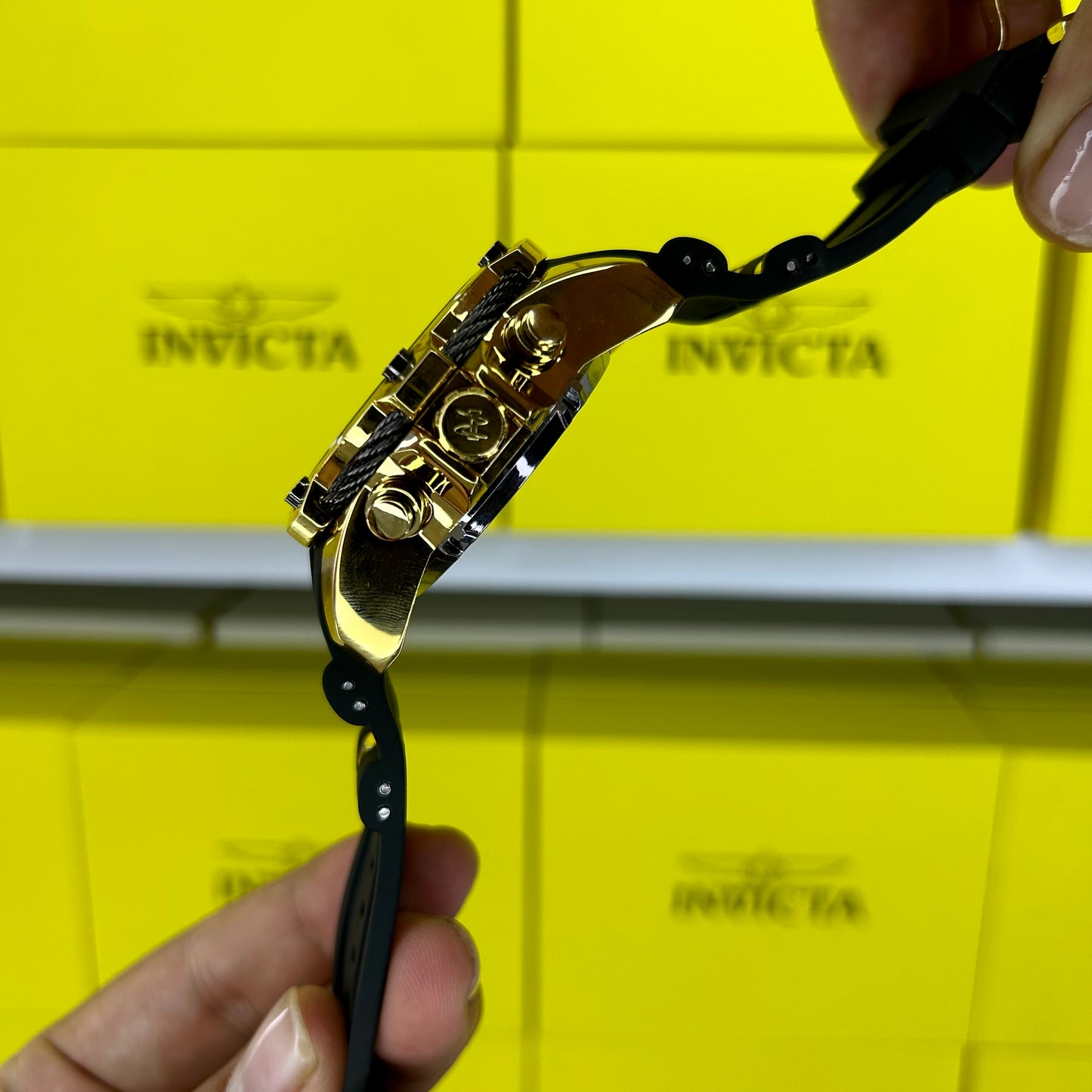 INVICTA BOLT FUNCIONAL PARA HOMBRE REF-NDN