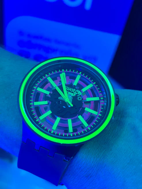 SWATCH SB0 NEON NEGRO PARA HOMBRE REF-NV