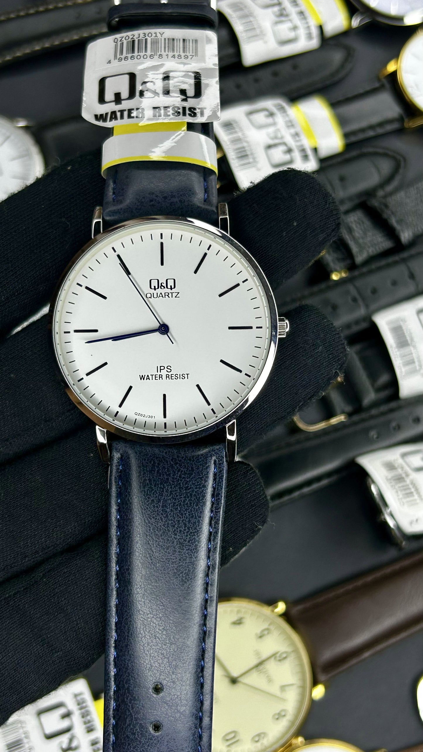 QyQ ORIGINAL PARA HOMBRE REF-QZ02J301Y