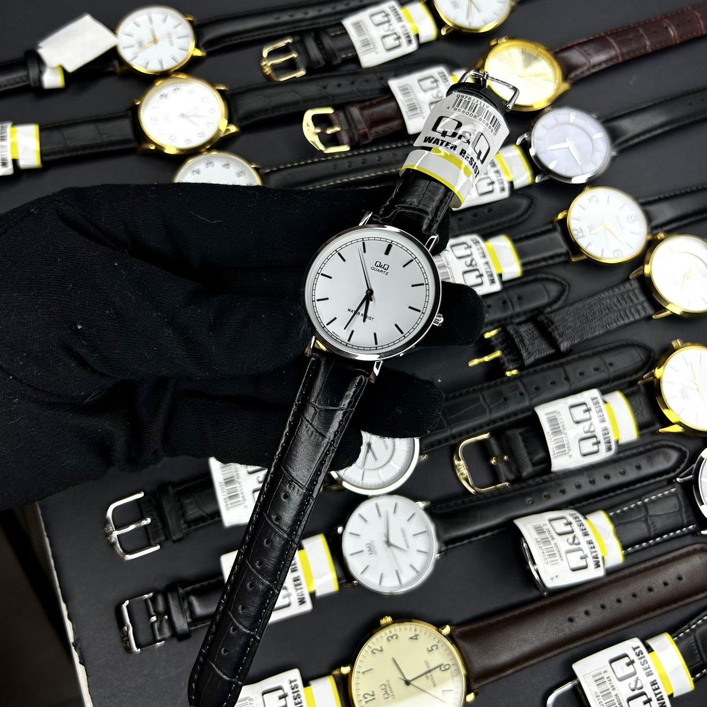 QyQ ORIGINAL PARA HOMBRE REF-Q978J311Y