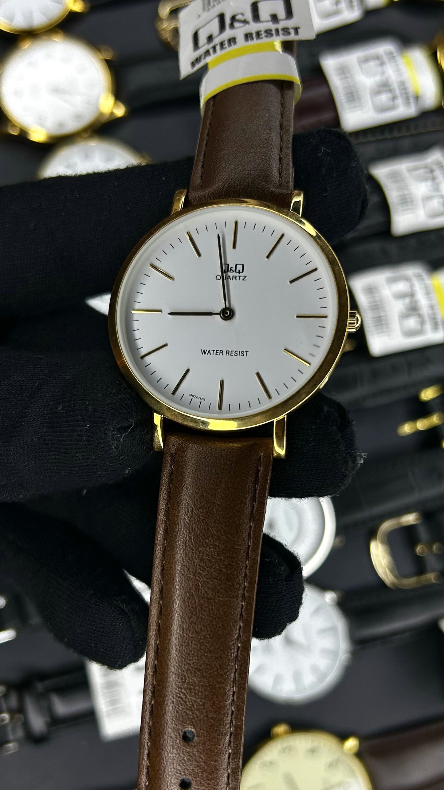 QyQ ORIGINAL PARA HOMBRE REF-Q974J101Y