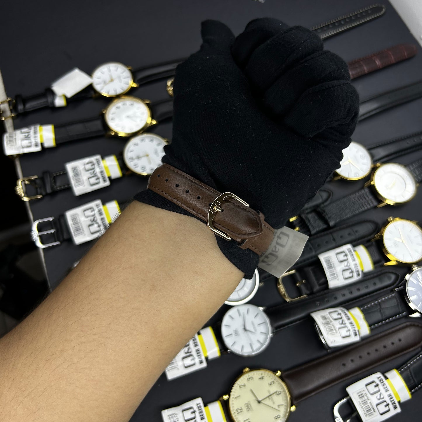 QyQ ORIGINAL PARA HOMBRE REF-Q974J101Y