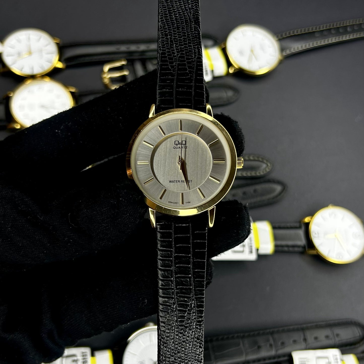 QyQ ORIGINAL PARA HOMBRE REF-Q944J001Y