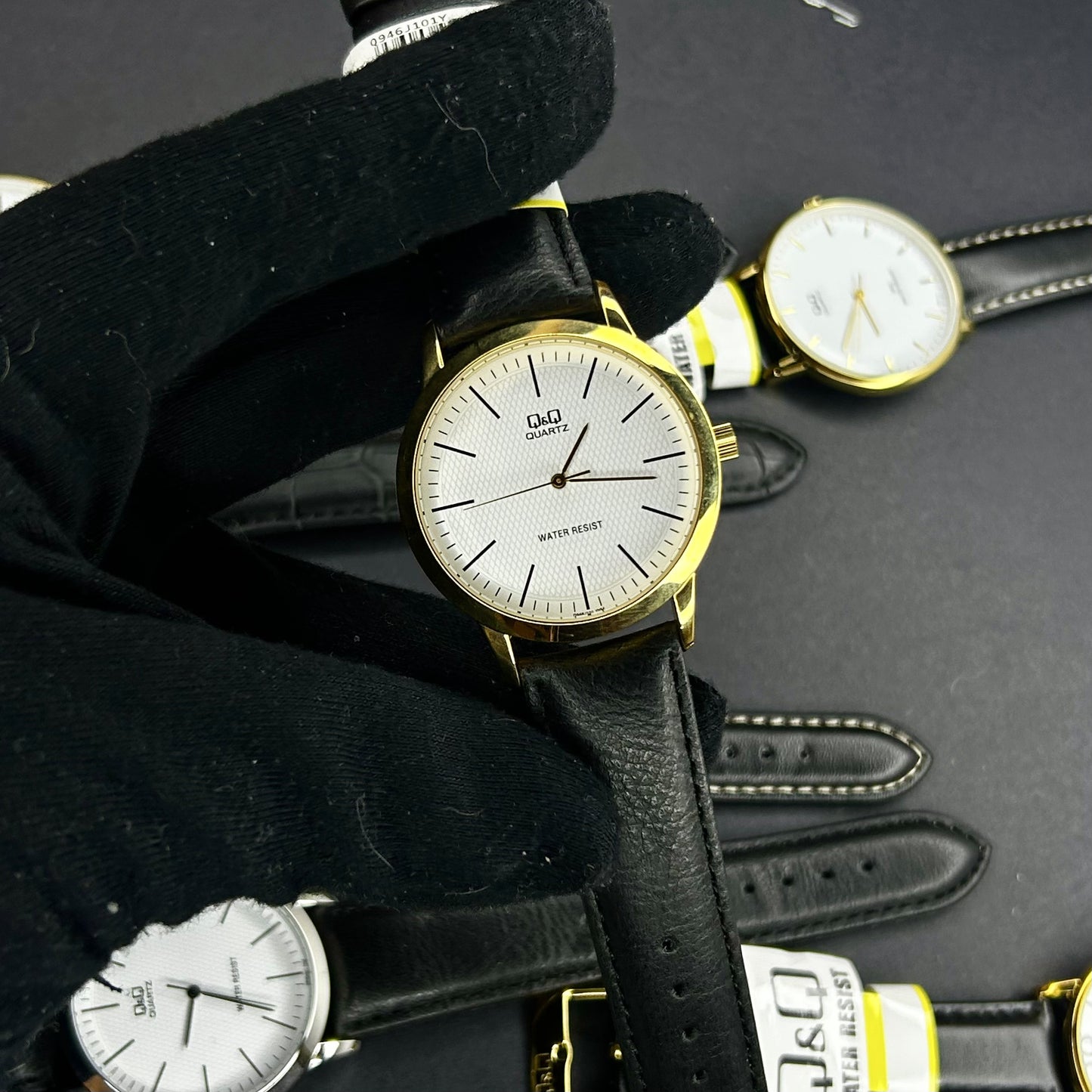 QyQ ORIGINAL PARA HOMBRE REF-Q946J101Y