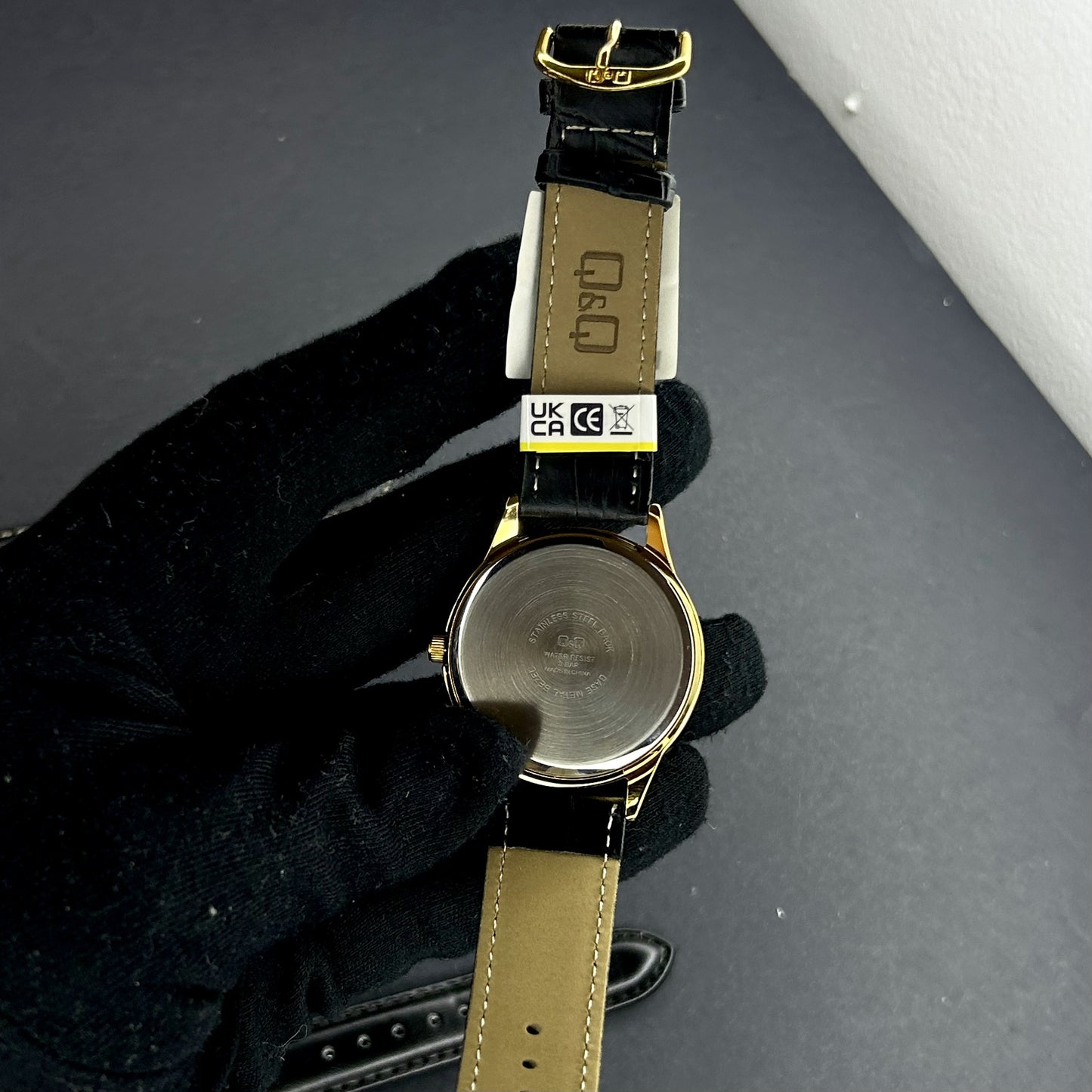 QyQ ORIGINAL PARA HOMBRE REF-C214J104Y