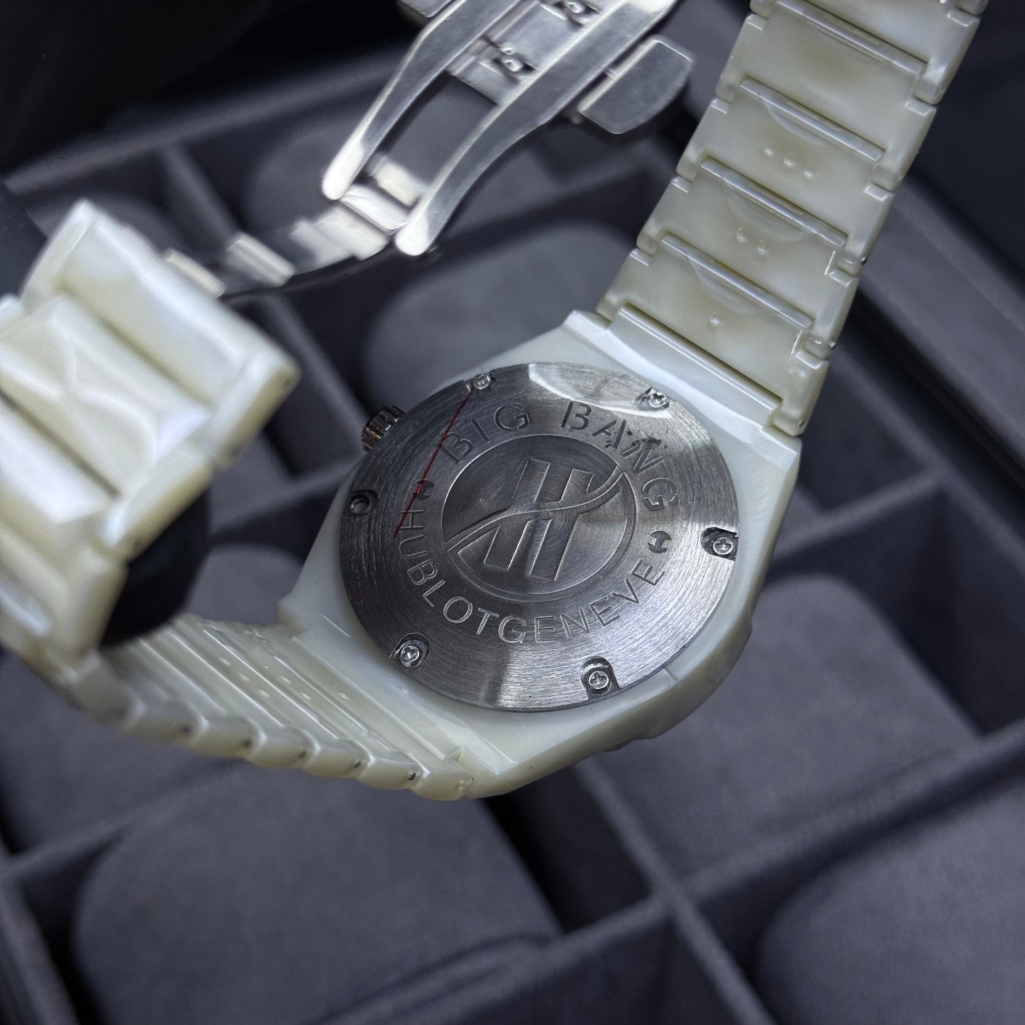 HUBLOT ZAFIRO PARA HOMBRE REF-B