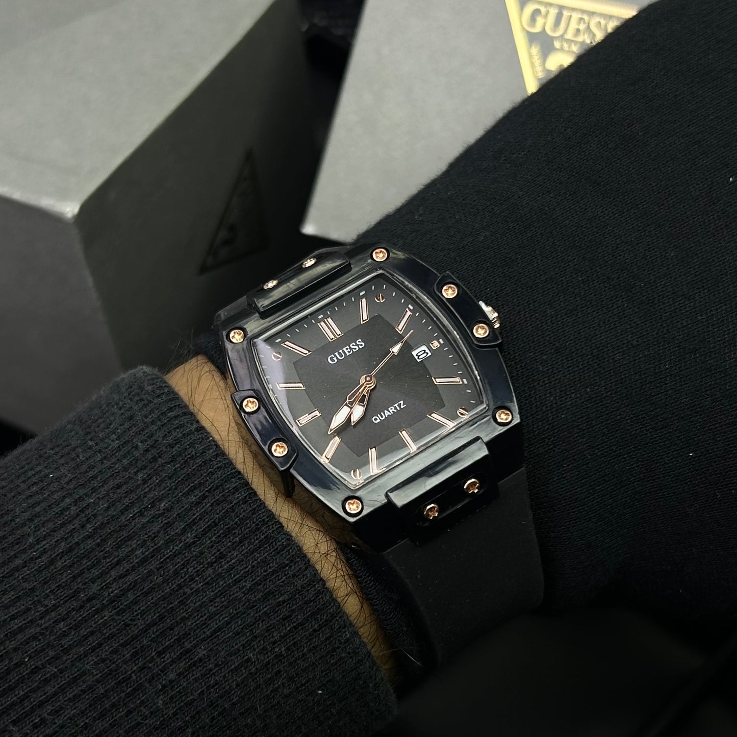 GUESS UNISEX TRASNPARENTE REF-NOR