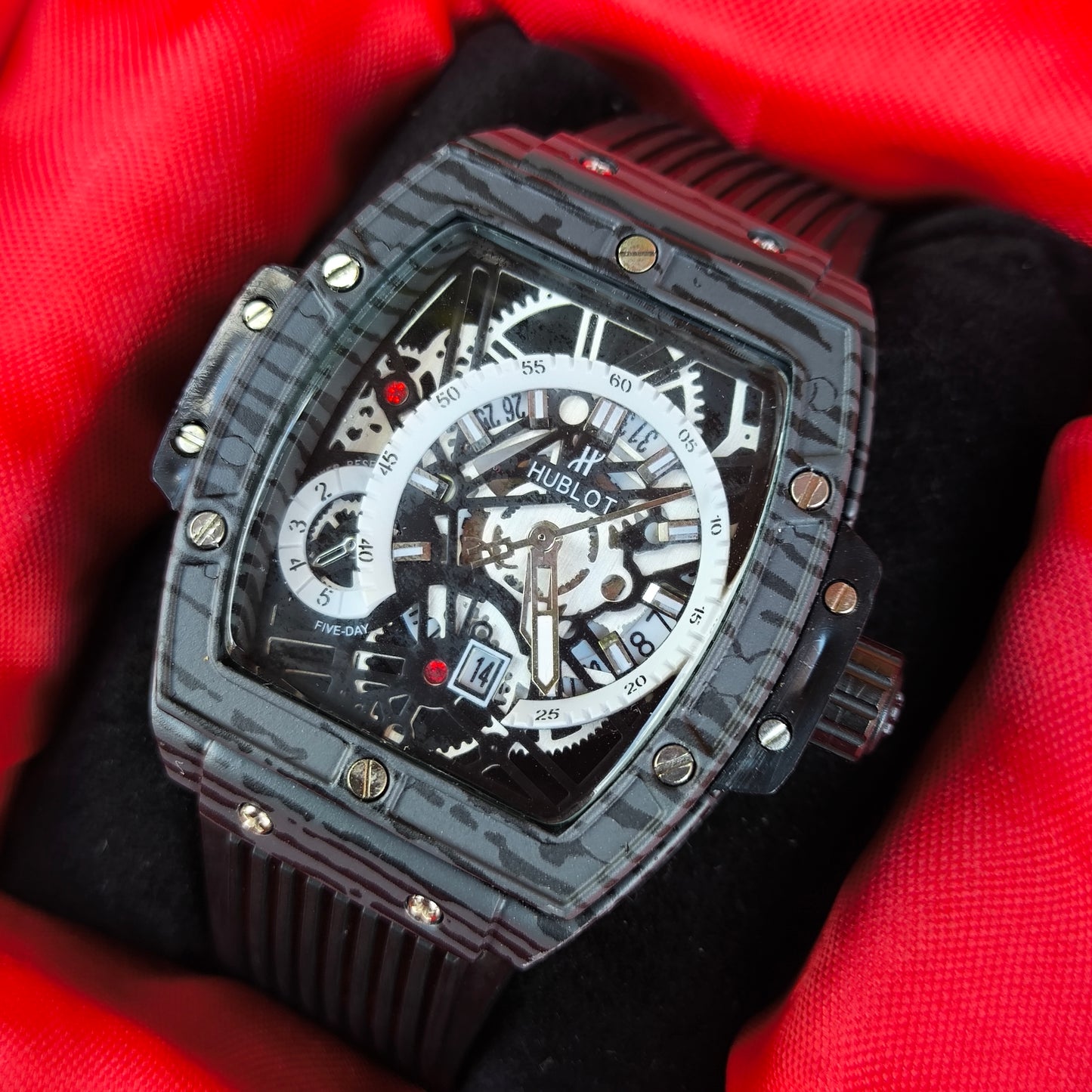 HUBLOT ESQUELETO PARA HOMBRE REF-EDS