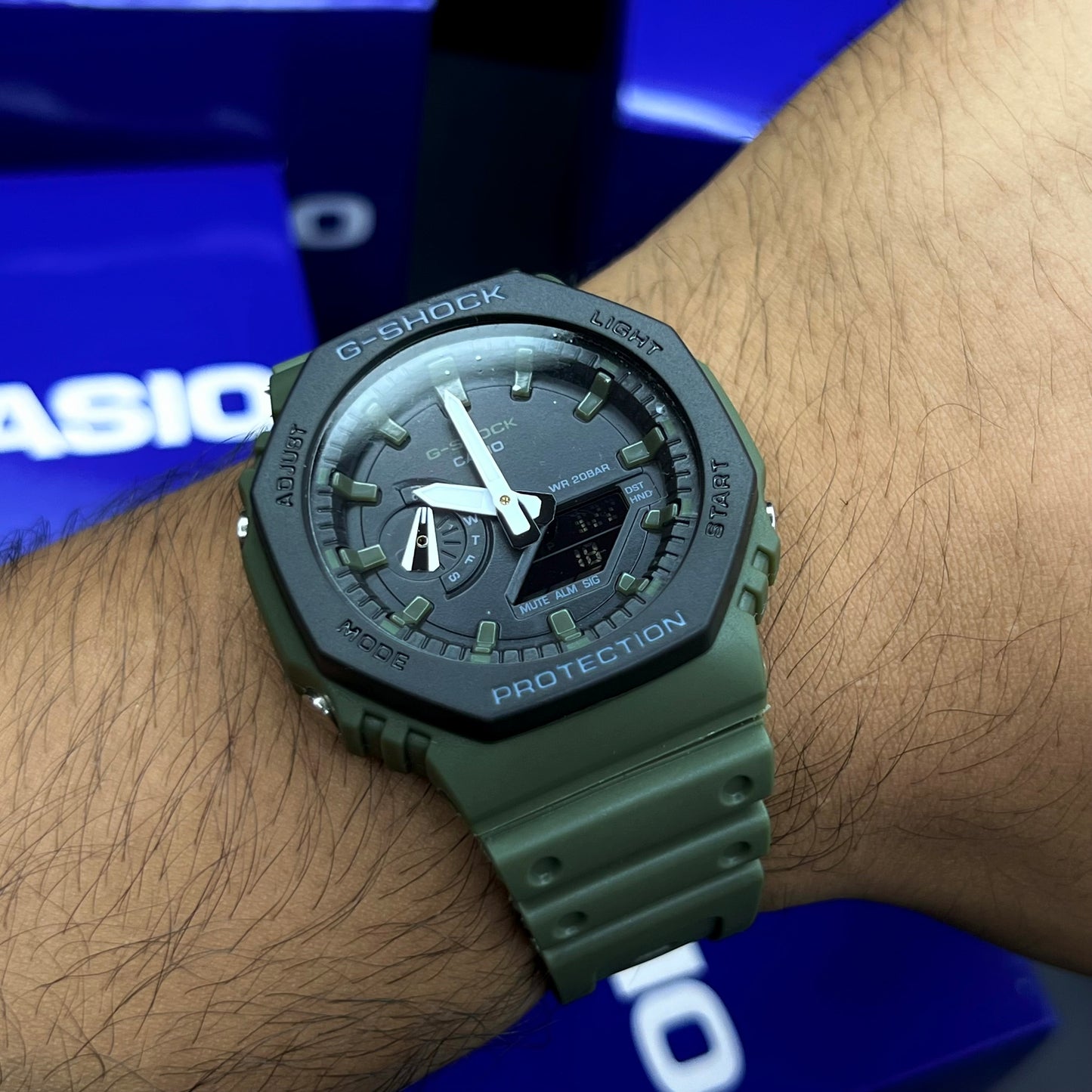 CASIO G-SHOCK PARA HOMBRE REF GA-2100HC-V