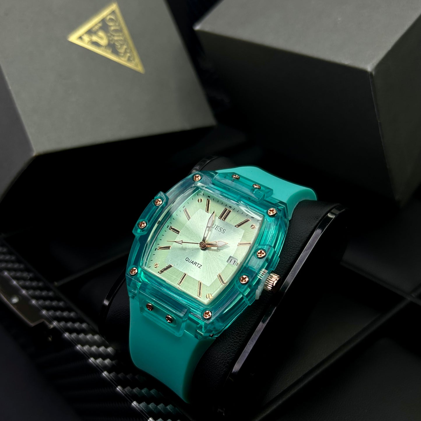 GUESS UNISEX TRASNPARENTE REF-V