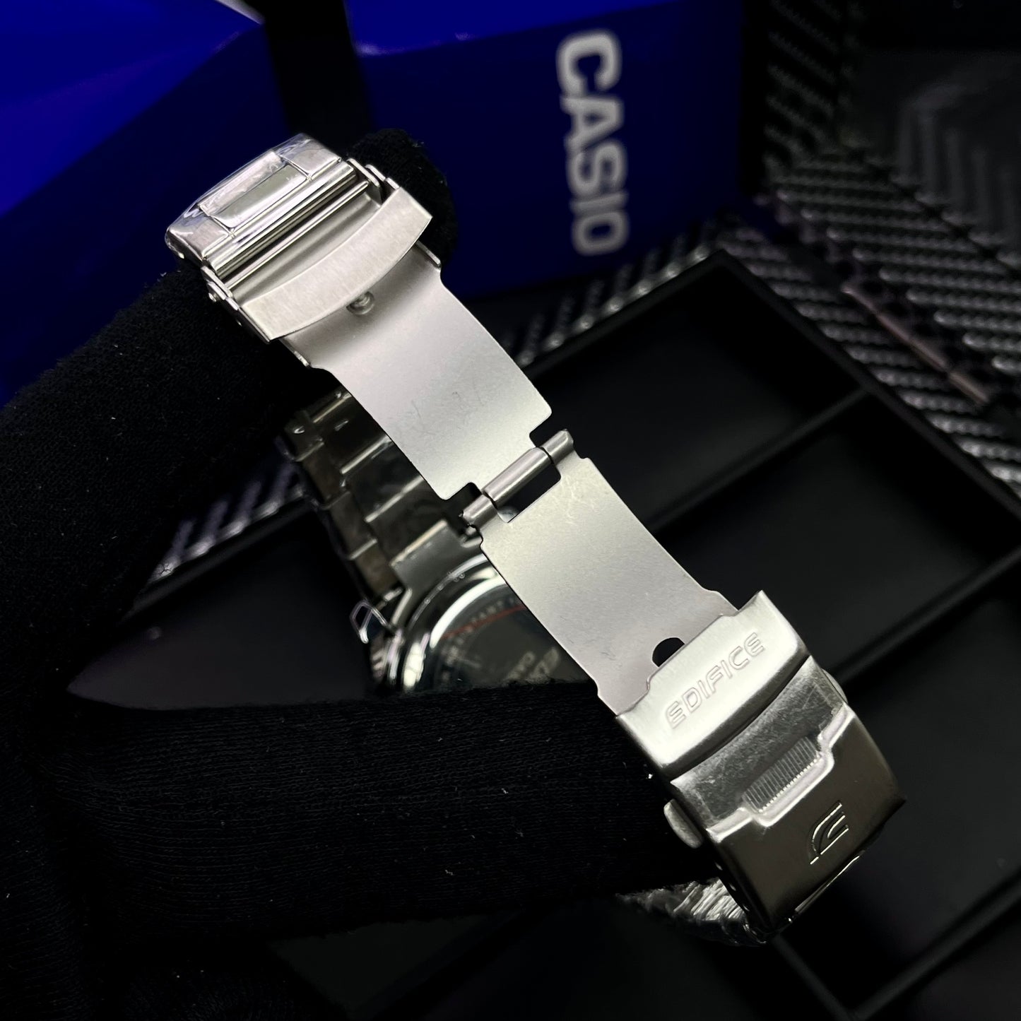 CASIO EDIFICE EFR 558  FUNCIONAL PARA HOMBRE REF-PN