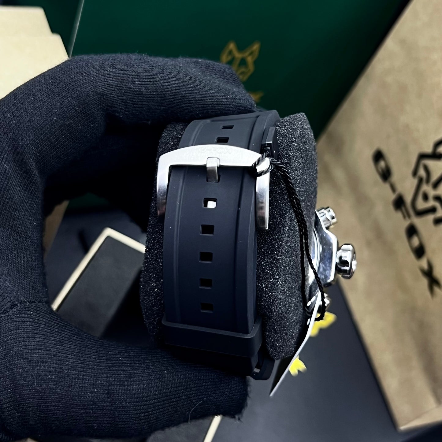 G FOX ORIGINAL DOBLE HORA POR INVICTA SUMERGIBLE PARA HOMBRE REF-1976G1-ND