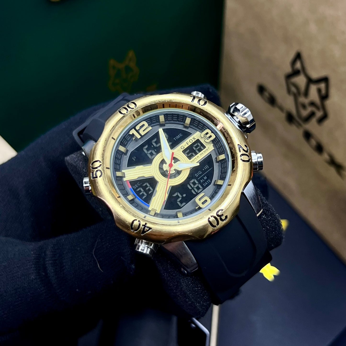 G FOX ORIGINAL DOBLE HORA POR INVICTA SUMERGIBLE PARA HOMBRE REF-1976G1-ND