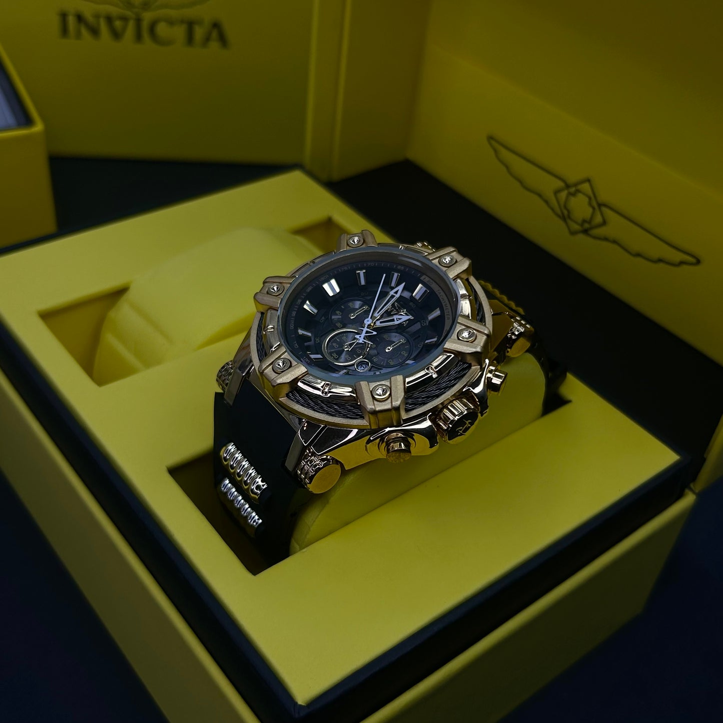 INVICTA BOLT GUAYA PARA HOMBRE REF-NN