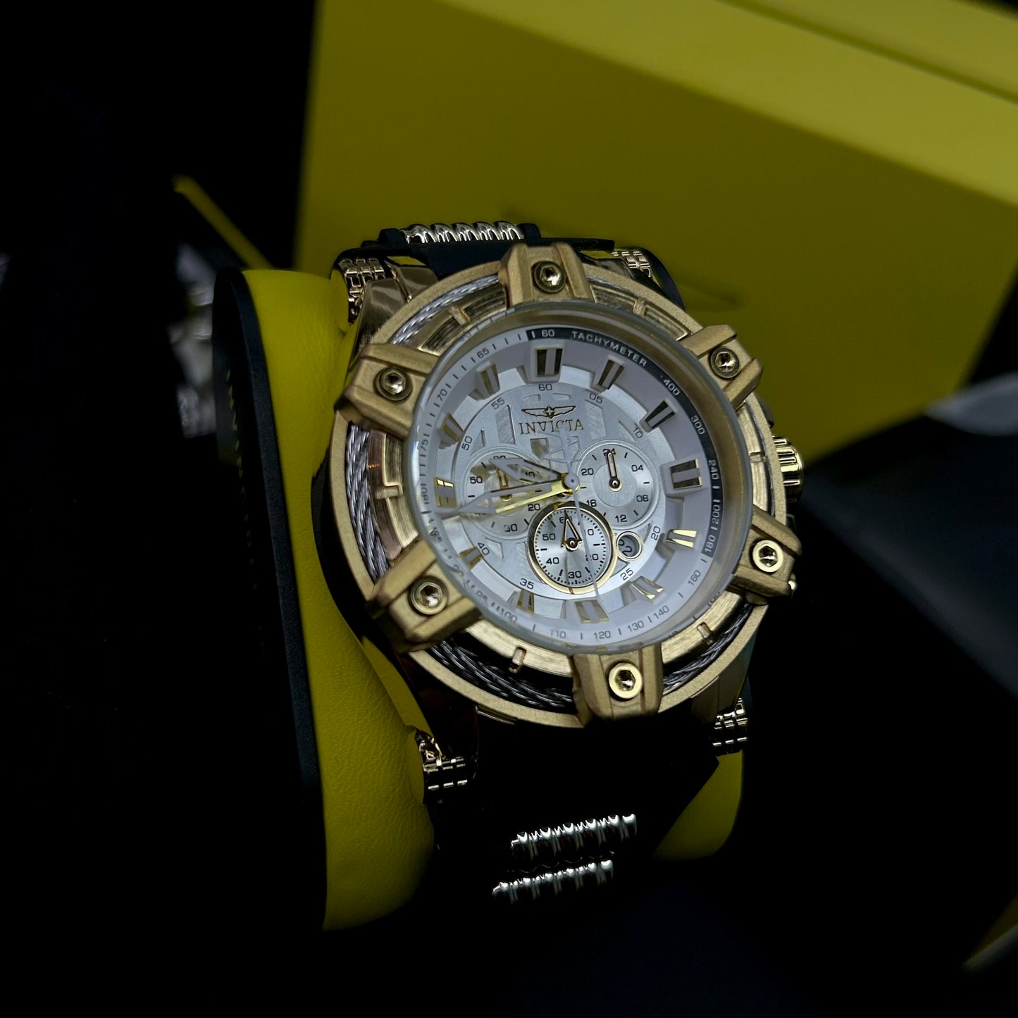 INVICTA BOLT GUAYA PARA HOMBRE REF-NDB
