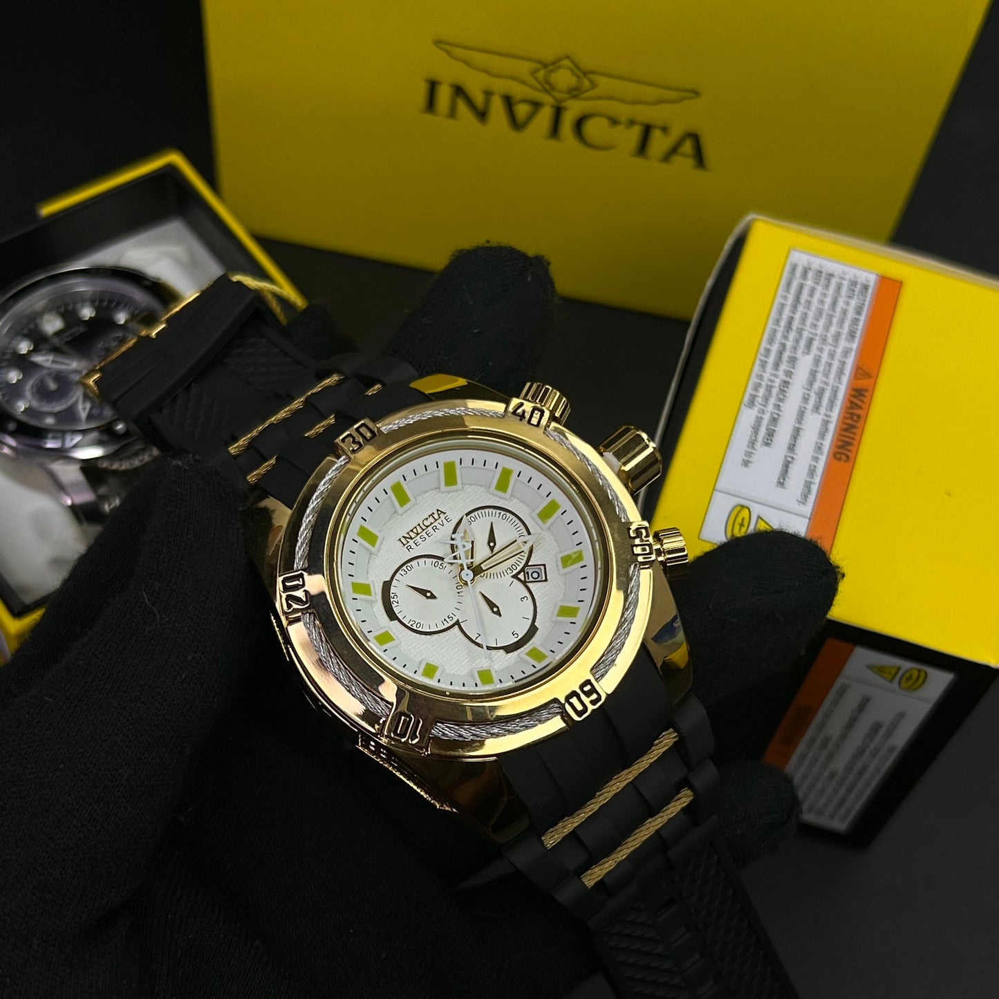 INVICTA BOLT RESERVER SUBAOUA PARA HOMBRE REF-BB