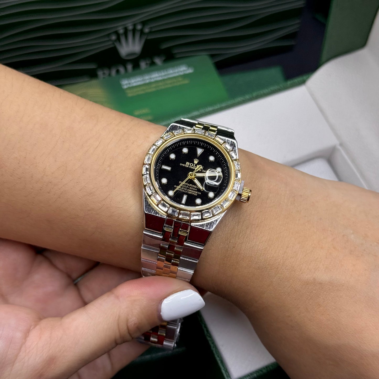 RLX OYSTER PERPETUAL DATE PARA MUJER REF-BN