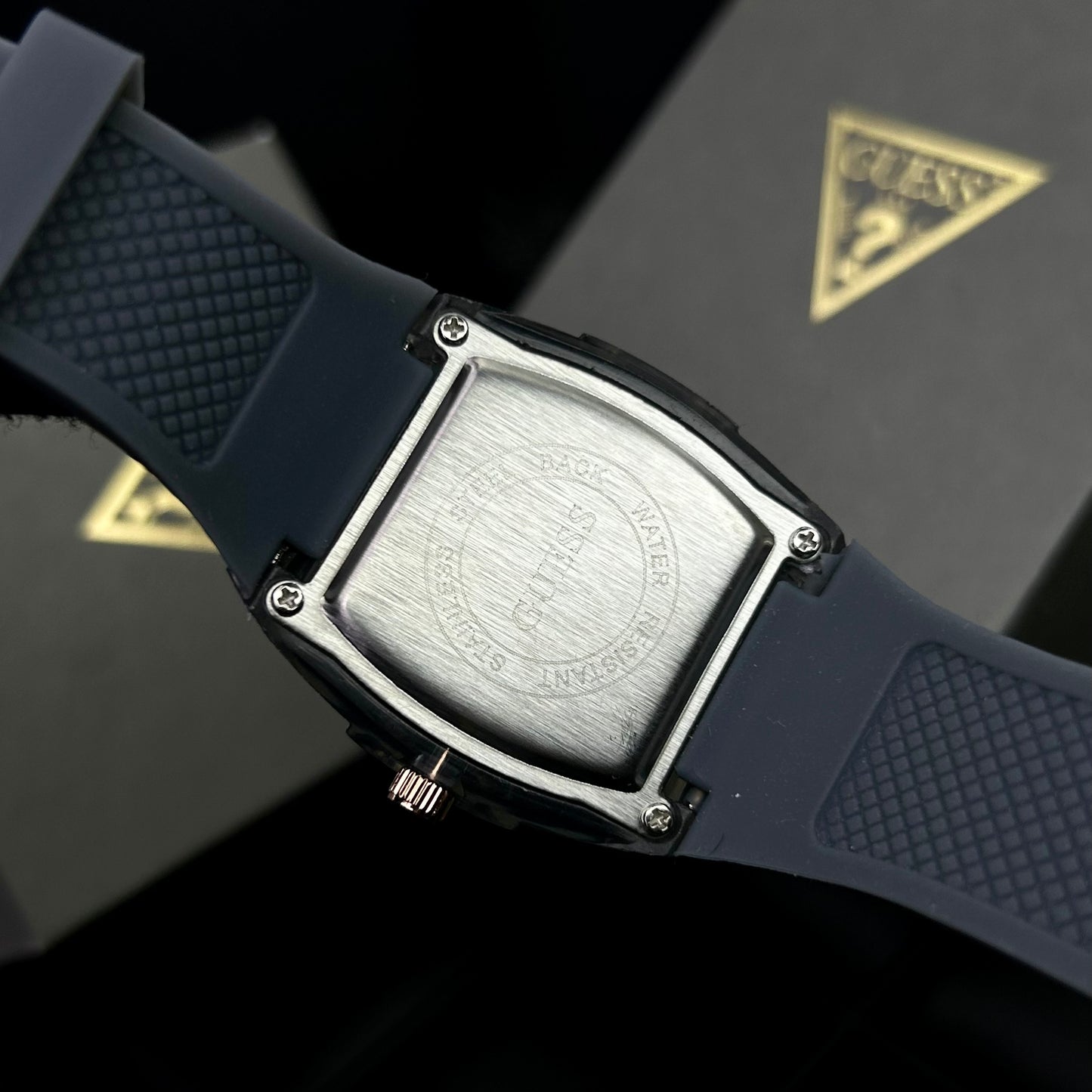 GUESS UNISEX TRASNPARENTE REF-G