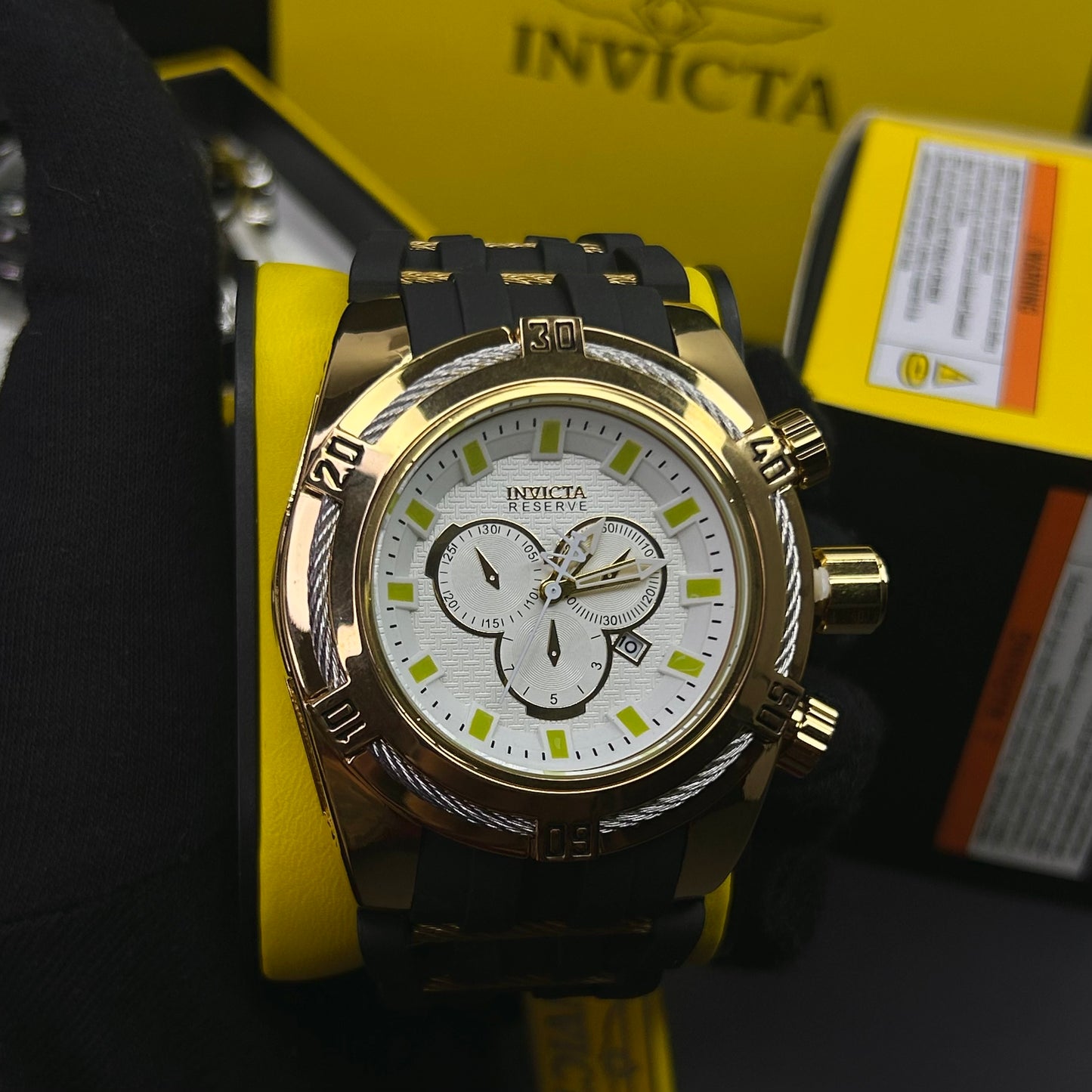 INVICTA BOLT RESERVER SUBAOUA PARA HOMBRE REF-BB