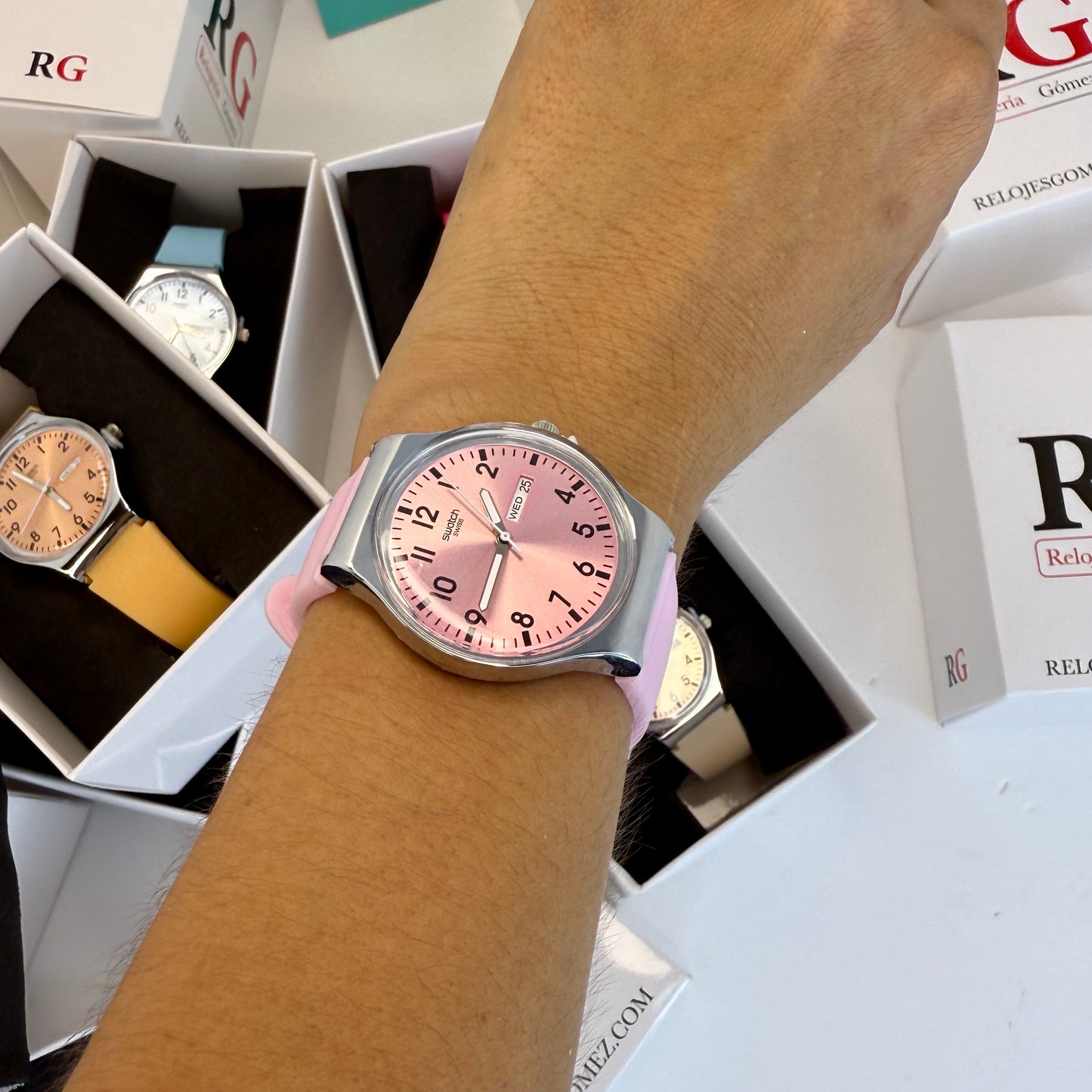 SWATCH EXTRAPLANO PARA DAMA REF-R