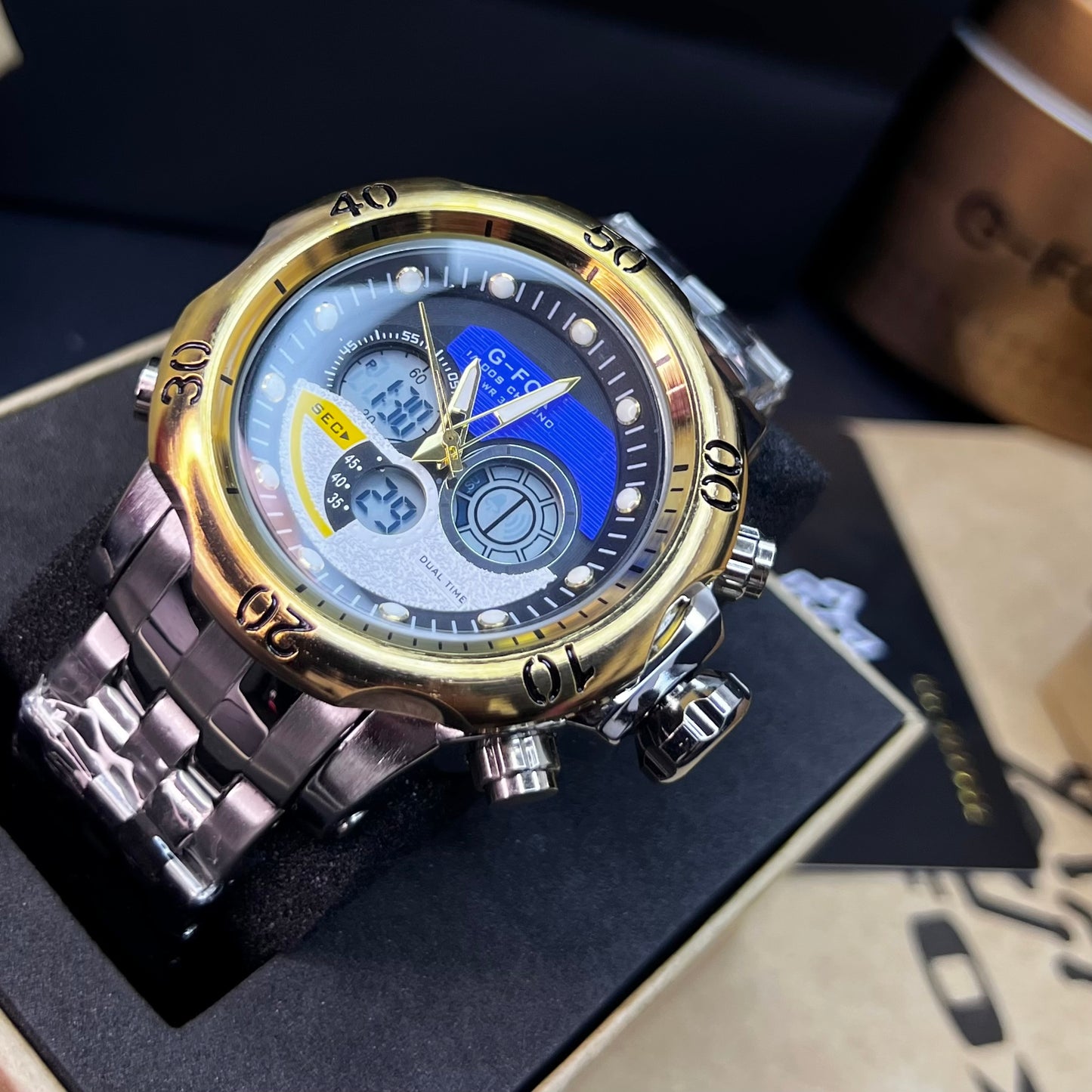 G FOX ORIGINAL DOBLE HORA POR INVICTA SUMERGIBLE PARA HOMBRE REF-1976-BDA