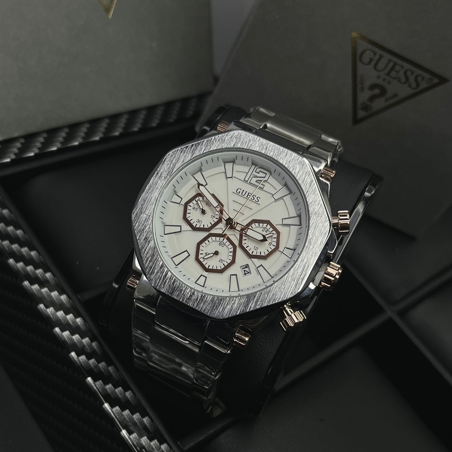 GUESS FUNCIONAL PARA HOMBRE REF-PB