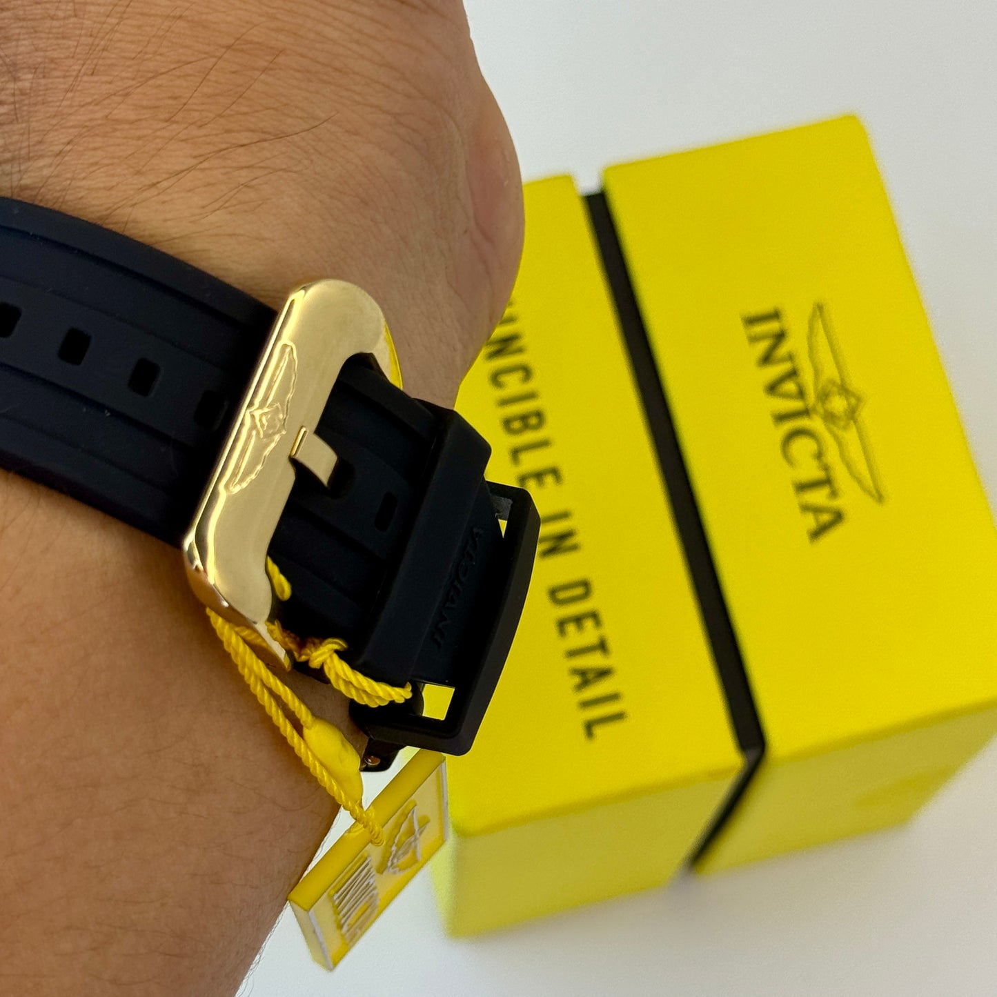 INVICTA LUXURY PRO DIVER ORIGINAL PARA HOMBRE REF 6983