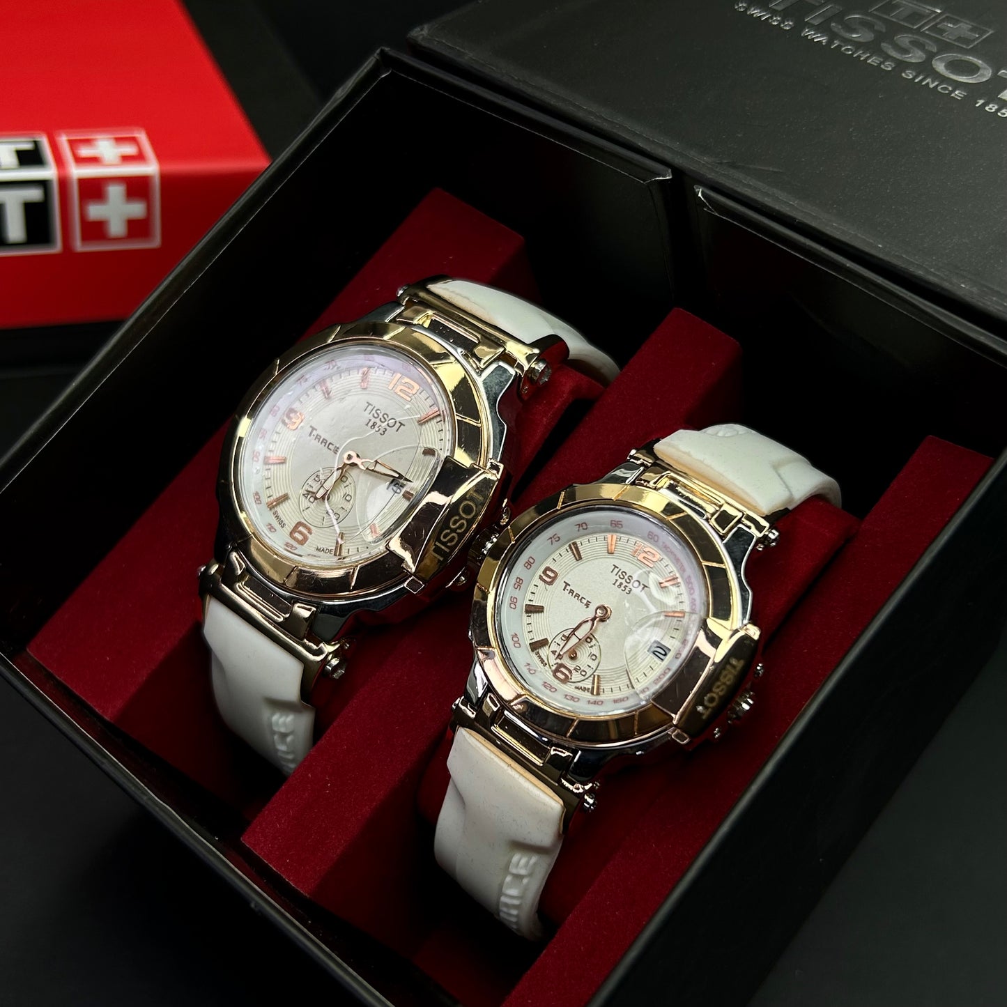 PAREJA TISSOT T-RACE  REF-BIB