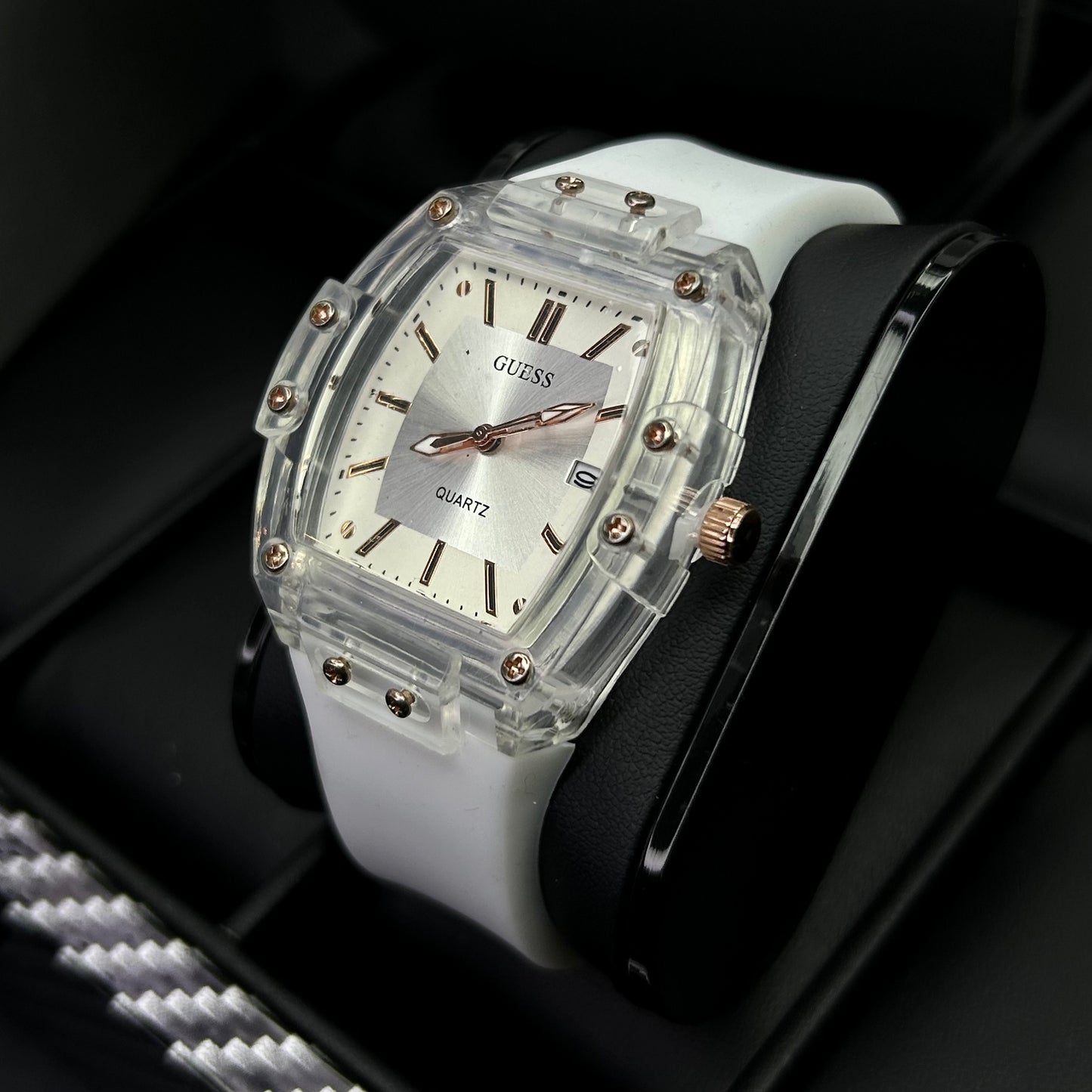 GUESS UNISEX TRASNPARENTE REF-B