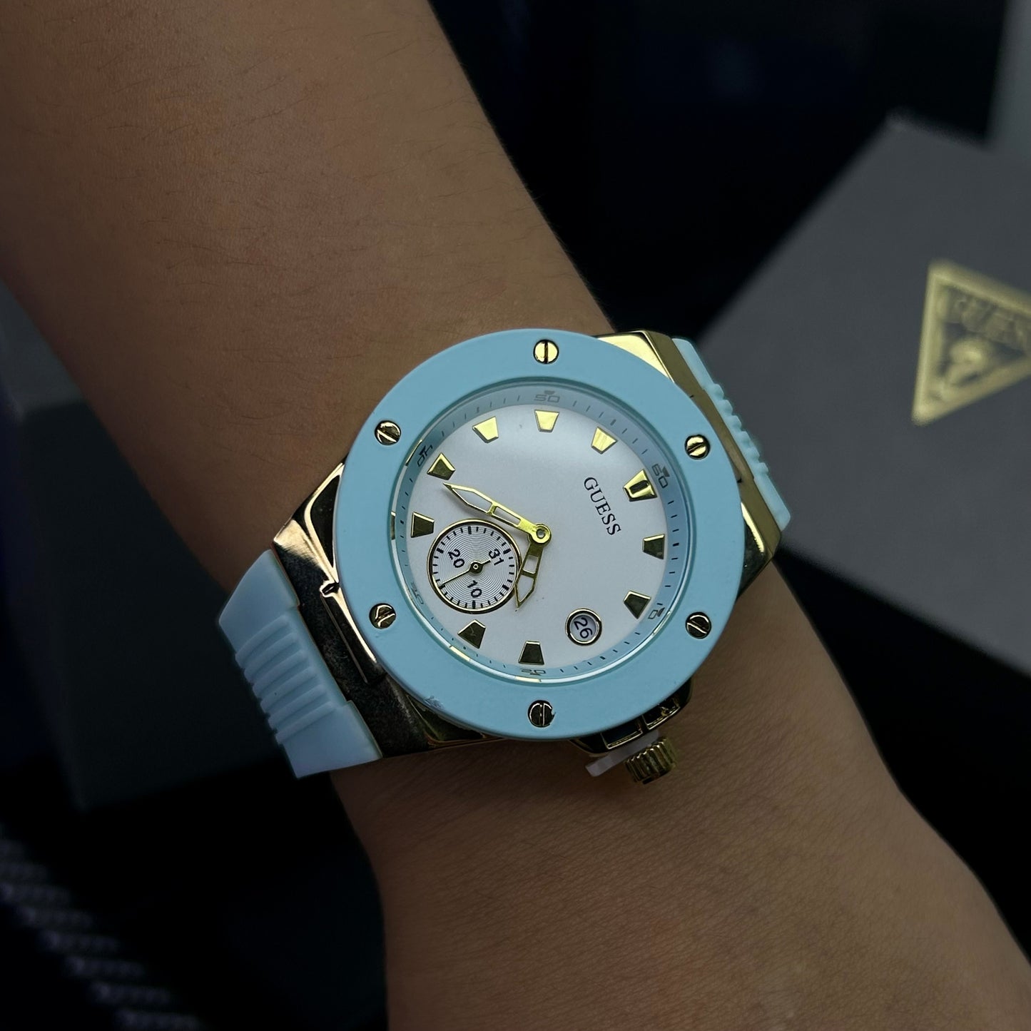 GUESS X HUBLOT PARA DAMA  REF-VD