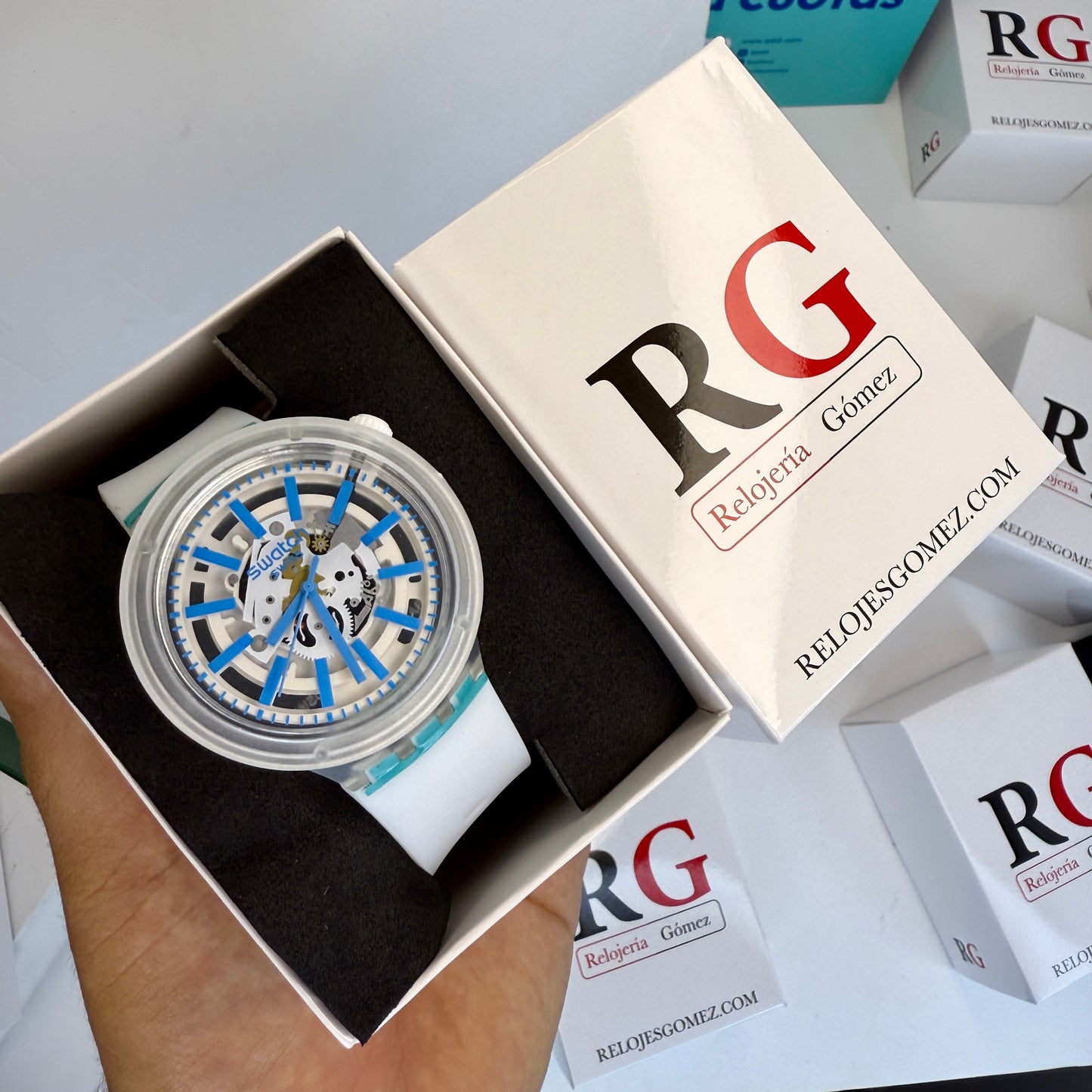 SWATCH TRANSPARENTE PARA HOMBRE REF-C
