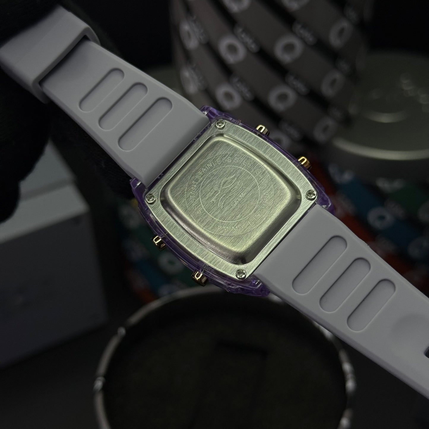 NAVIFORCE x SCMI DIGITAL SUMERGIBLE PARA DAMA REF-M