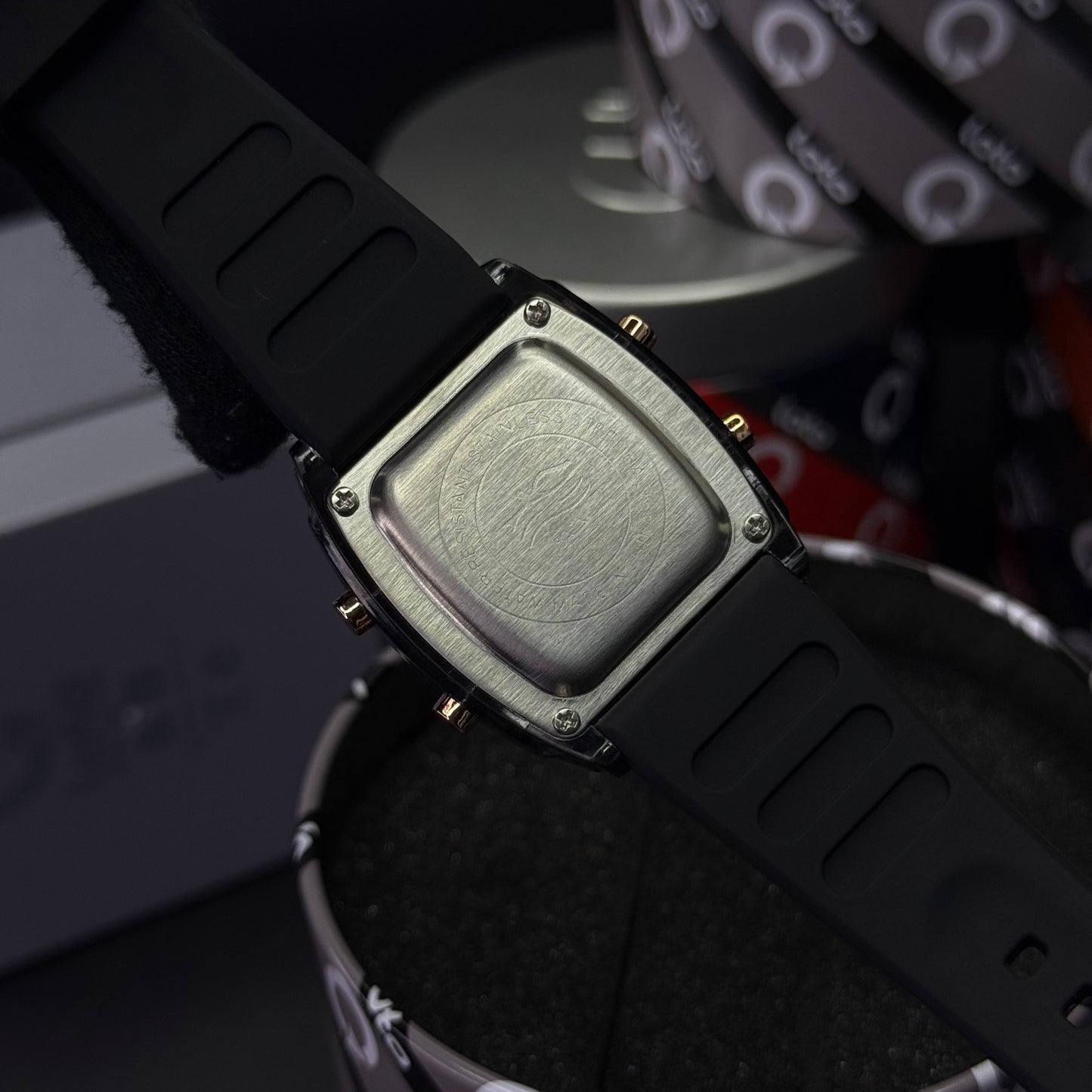 NAVIFORCE x SCMI DIGITAL SUMERGIBLE PARA DAMA REF-N