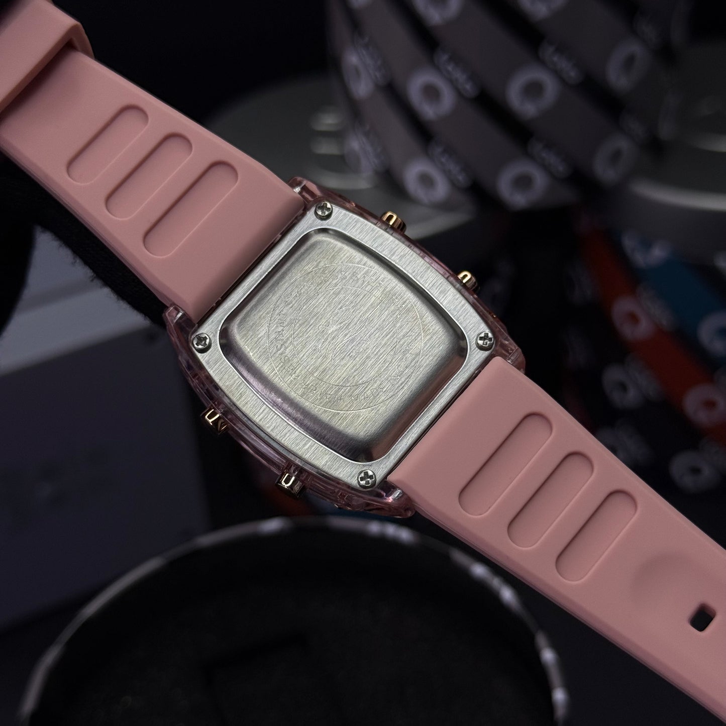 NAVIFORCE x SCMI DIGITAL SUMERGIBLE PARA DAMA REF-R