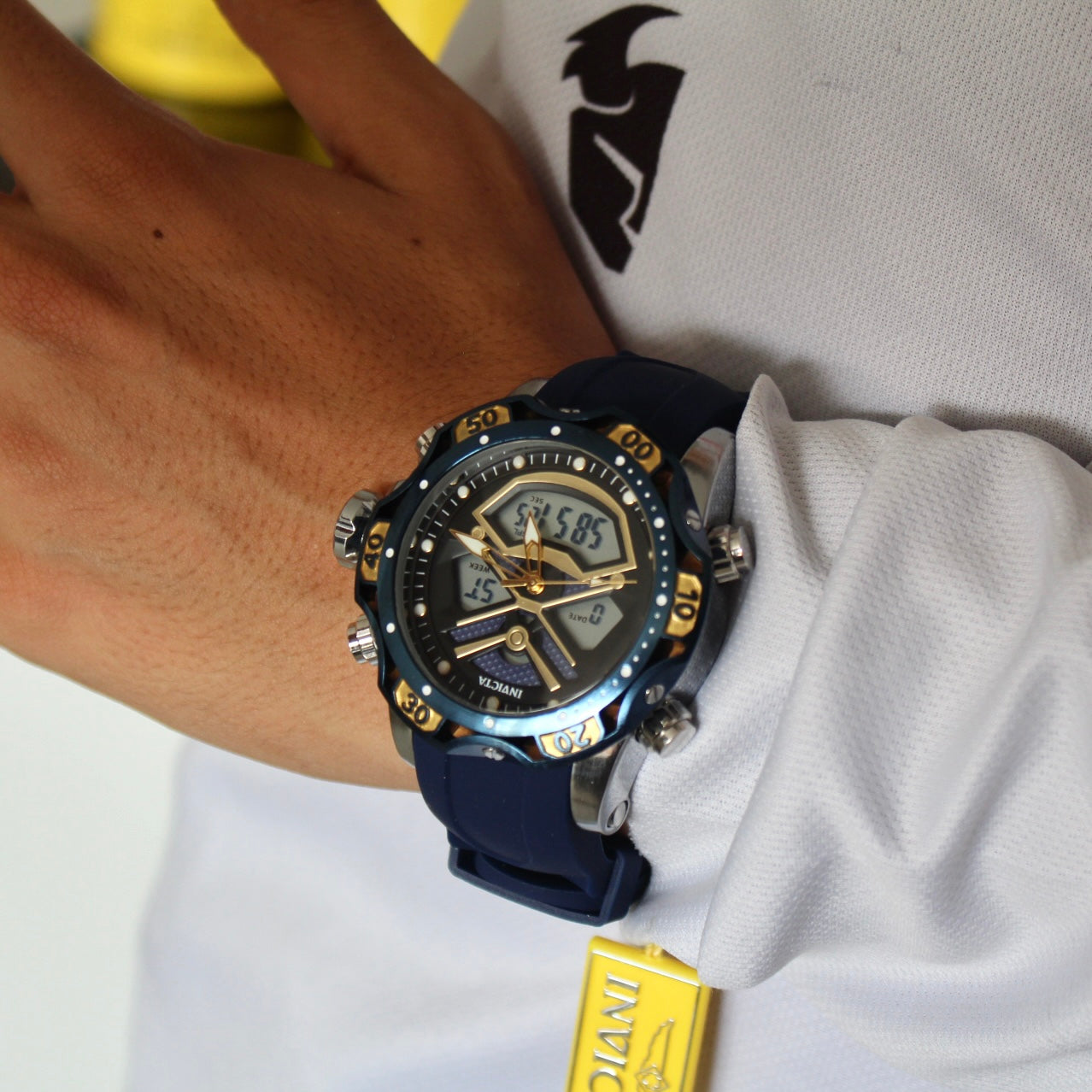 INVICTA DOBLE HORA SUMERGIBLE PARA HOMBRE REF-1837-AAD