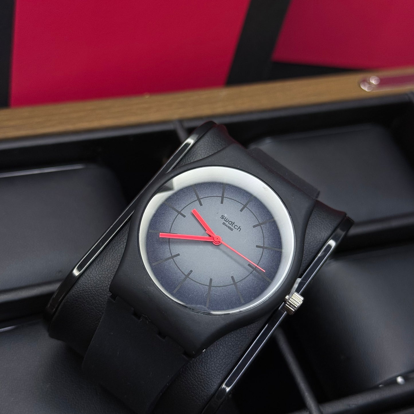 SWATCH THE MAY UNISEX REF NGR