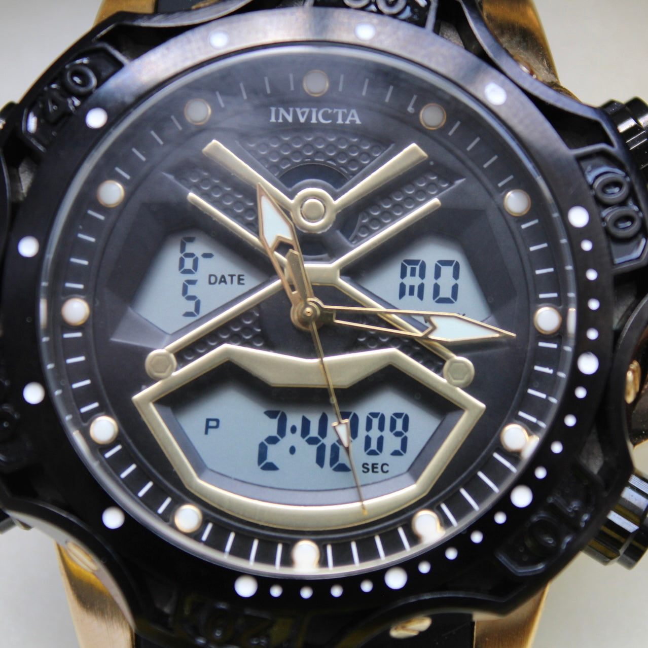 INVICTA DOBLE HORA SUMERGIBLE PARA HOMBRE REF-1837-NDA