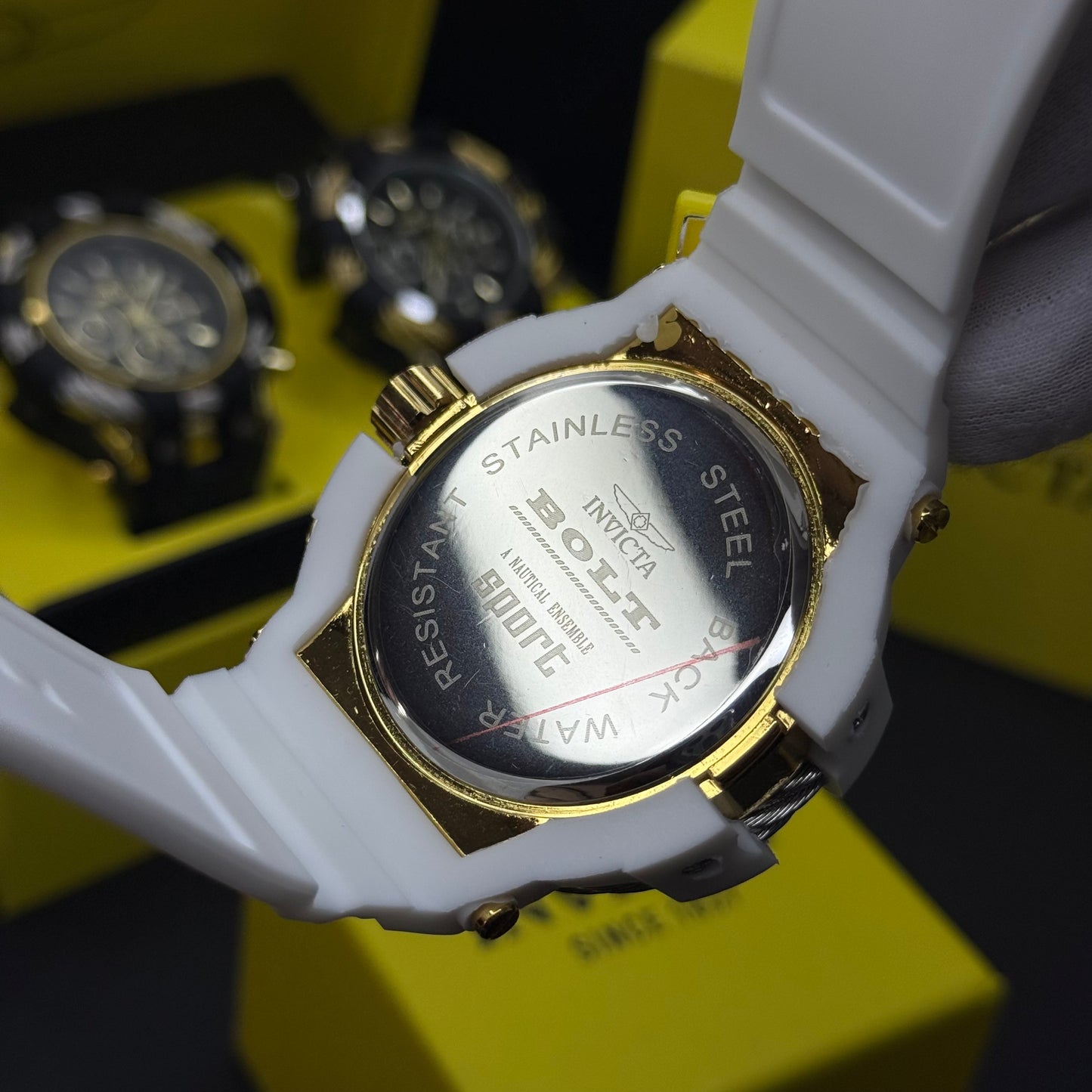 INVICTA BOLT SPORT PARA HOMBRE REF-40262 BN