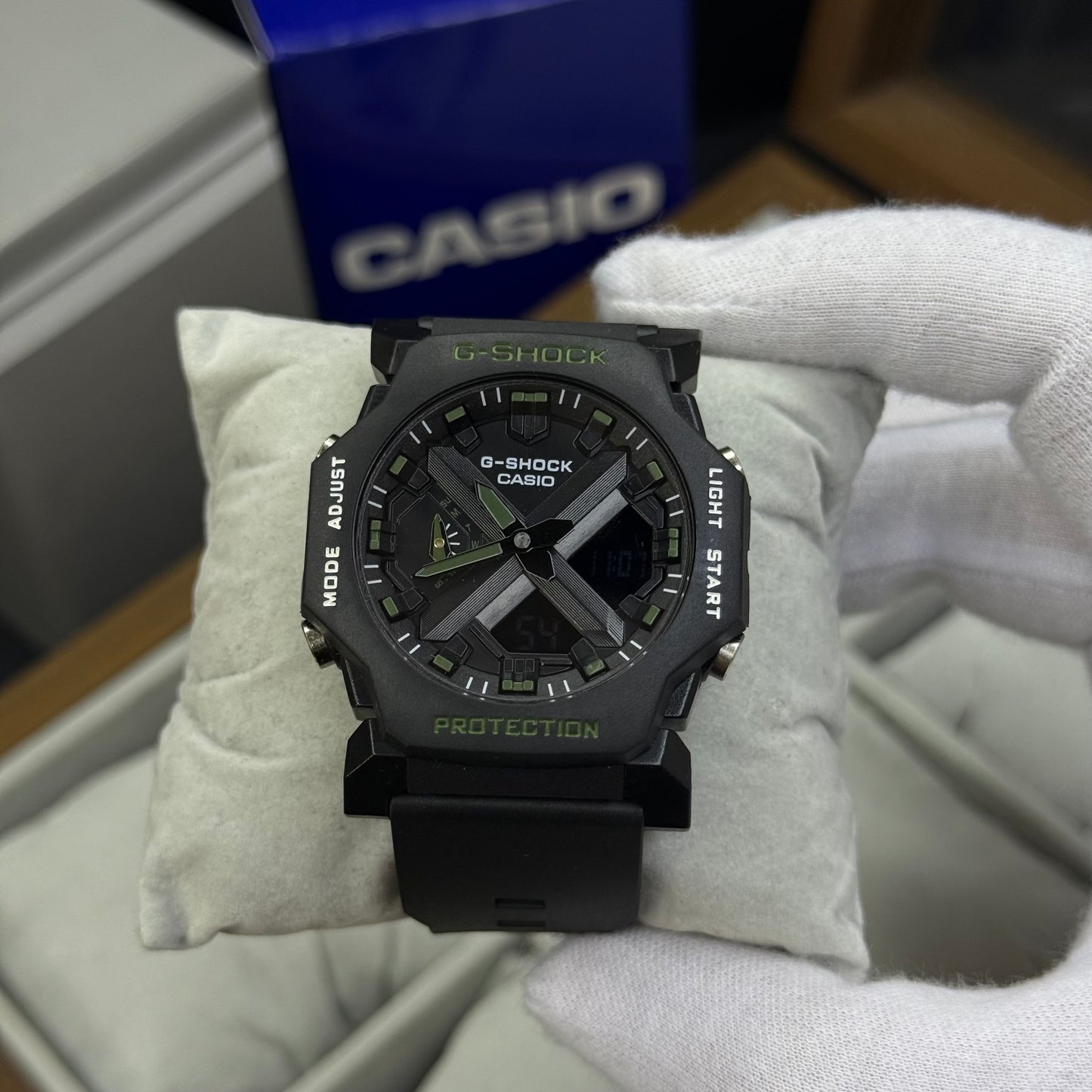 CASIO G-SHOCK PARA HOMBRE REF GA-2300 NB