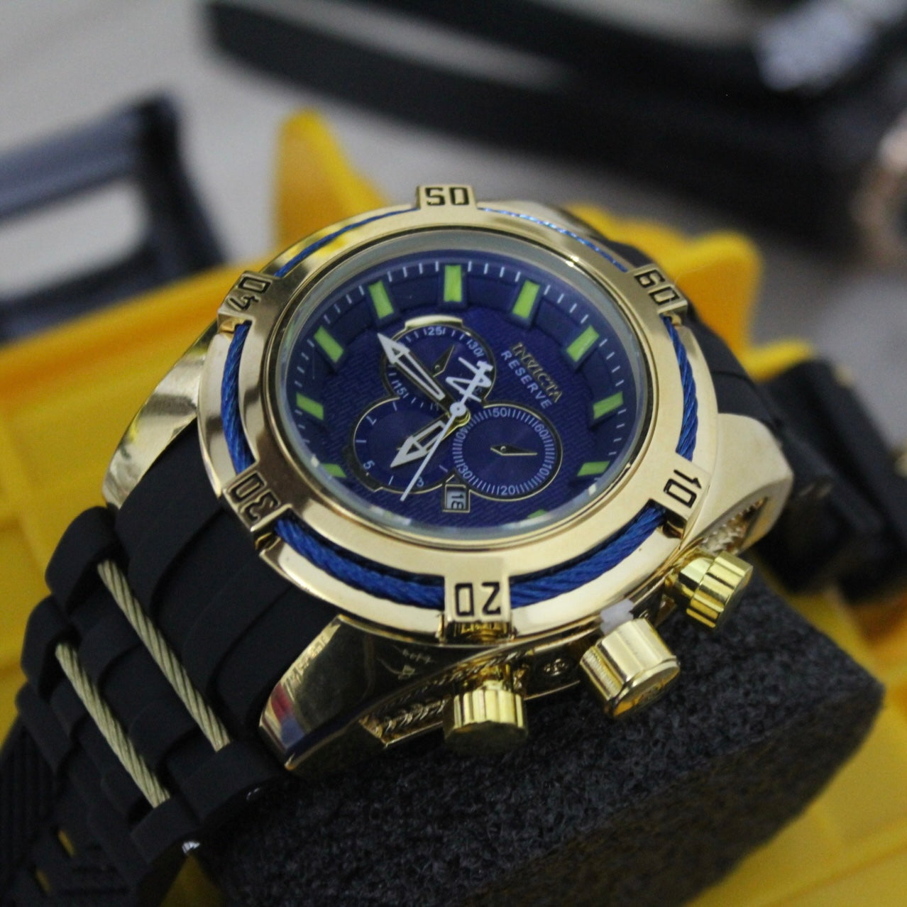 INVICTA BOLT RESERVER SUBAOUA PARA HOMBRE REF-A